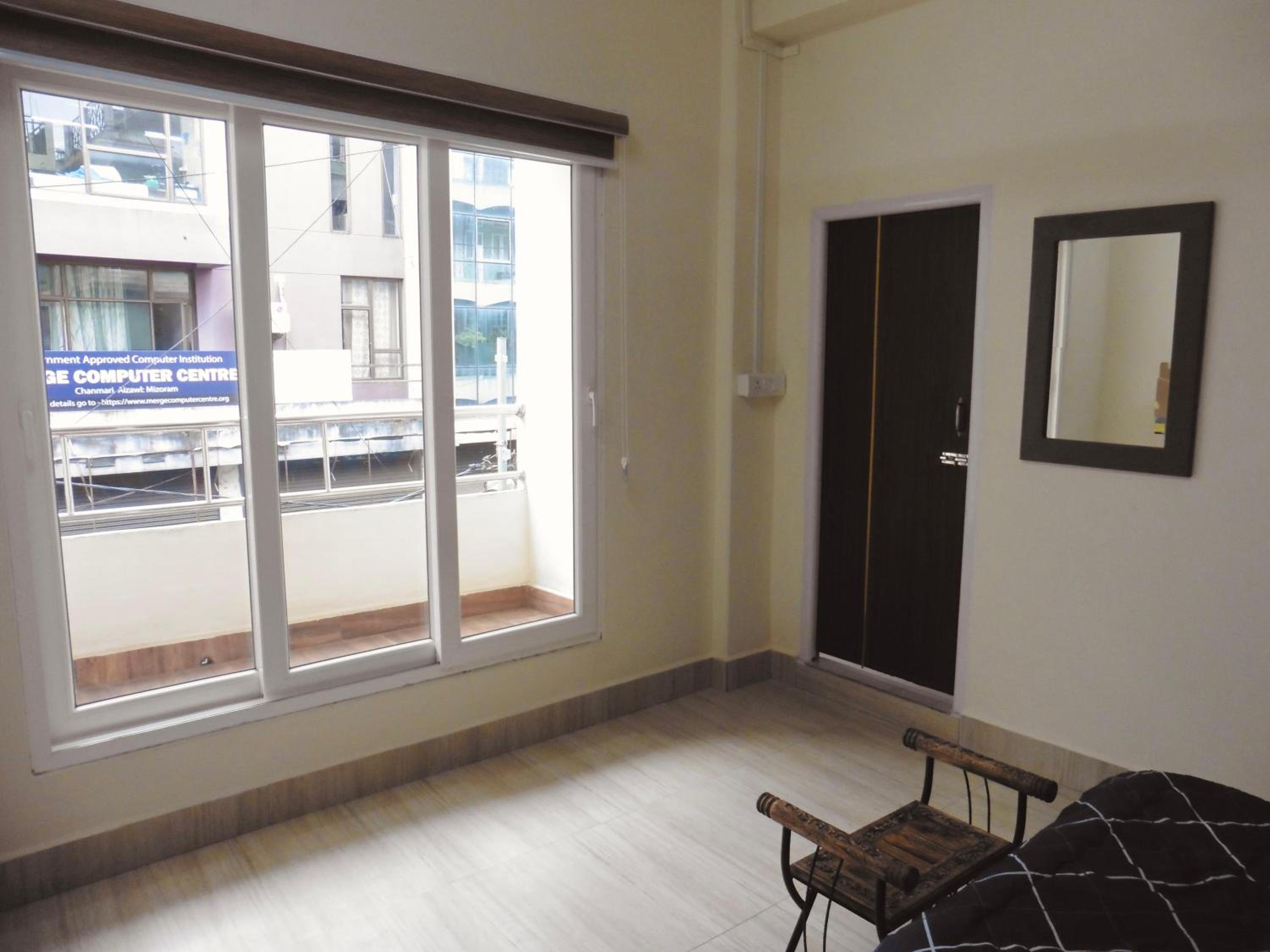 Single Room photo 3
