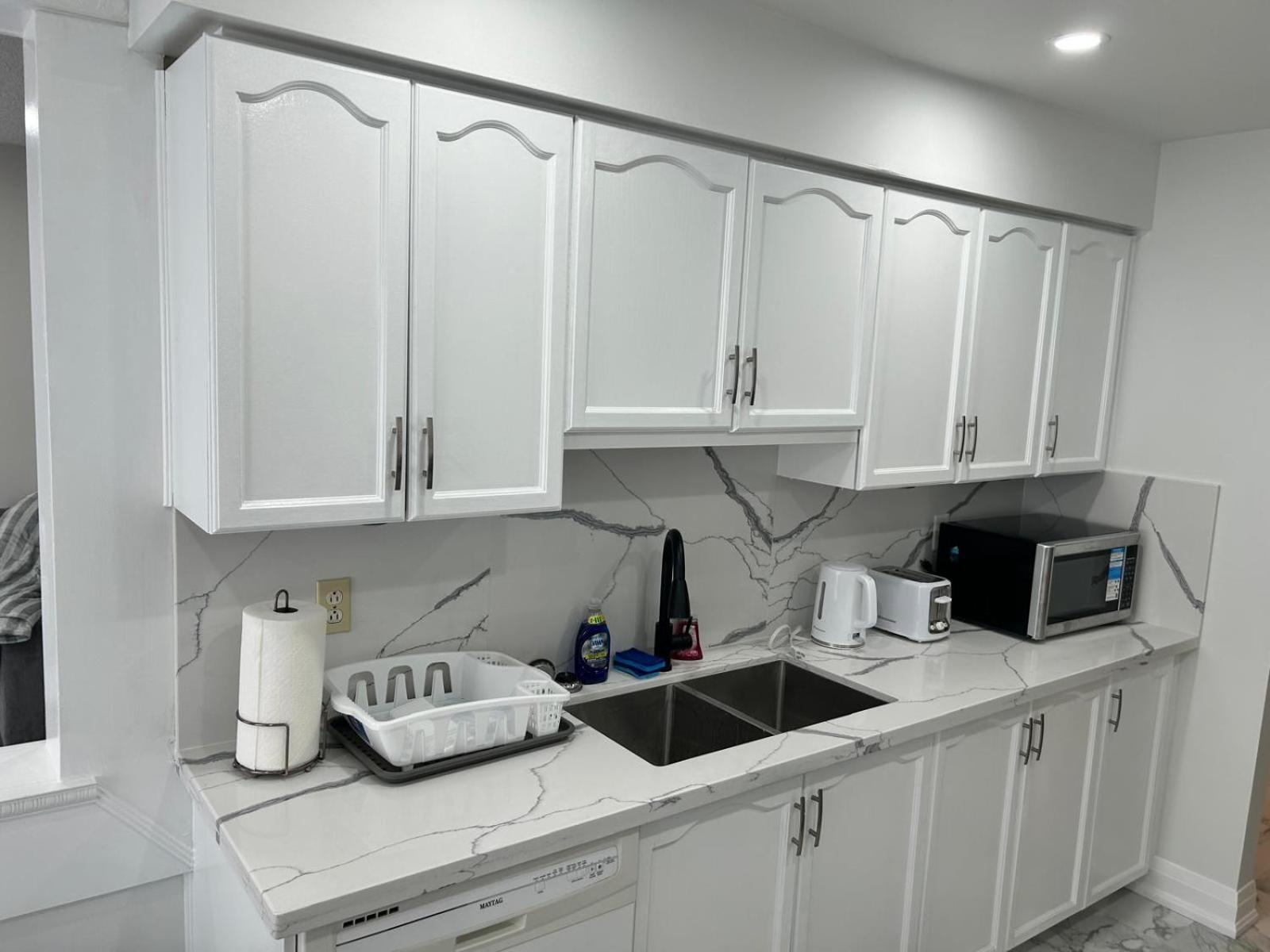 Three-Bedroom House photo 3