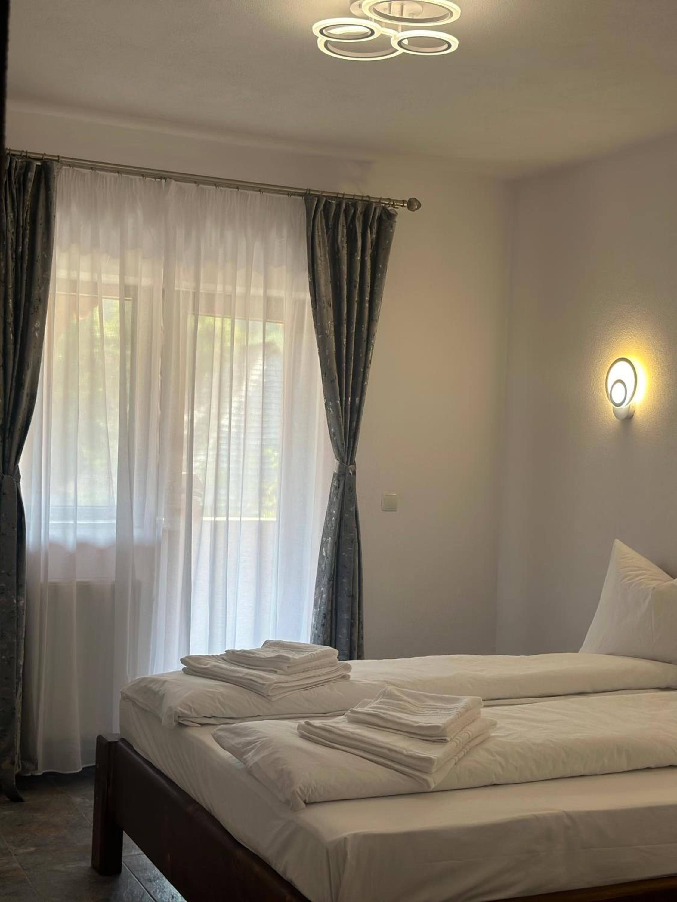 Double Room with Balcony photo 2