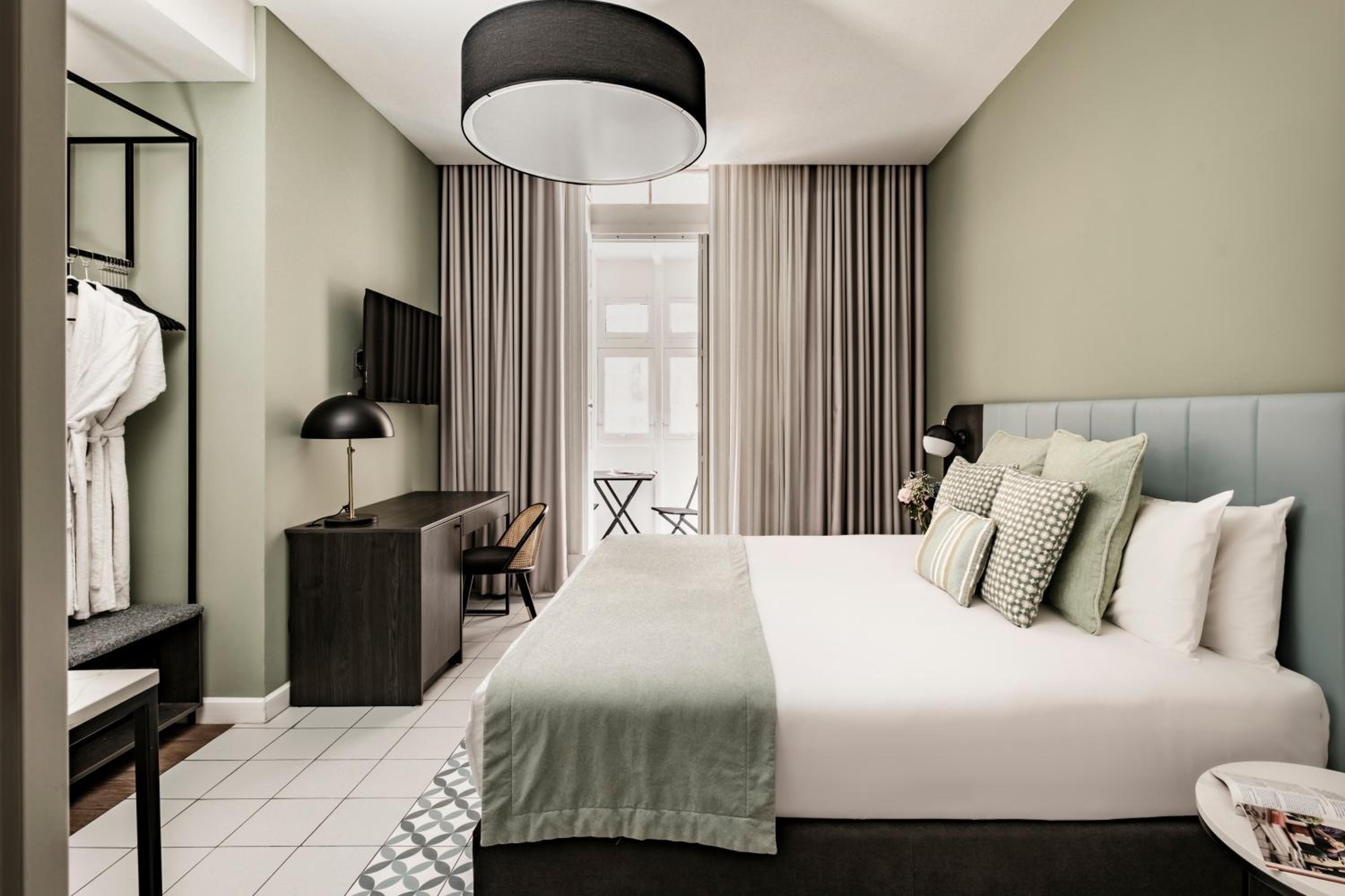 Deluxe Double or Twin Room - Photo 1