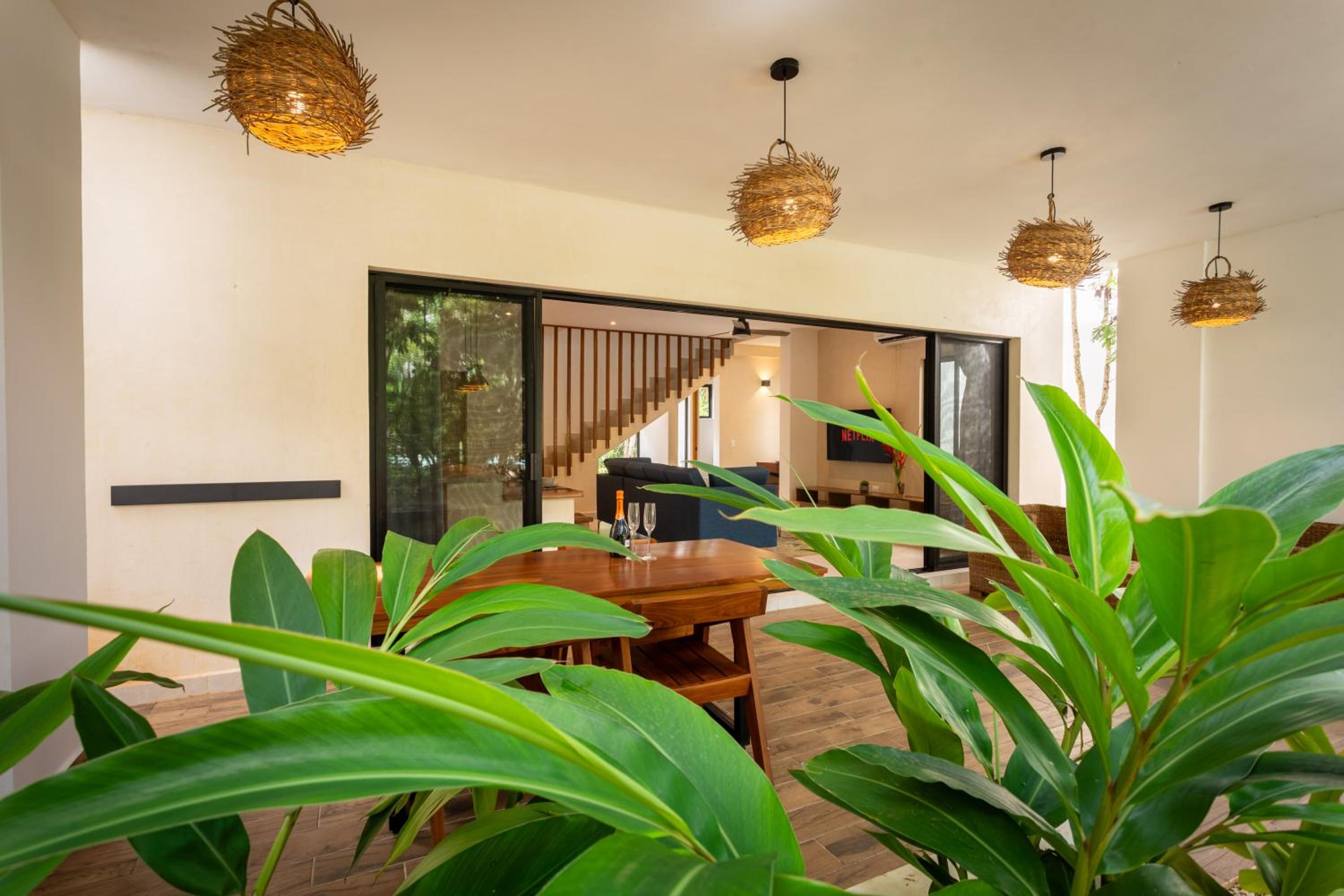 Superior Villa photo 2