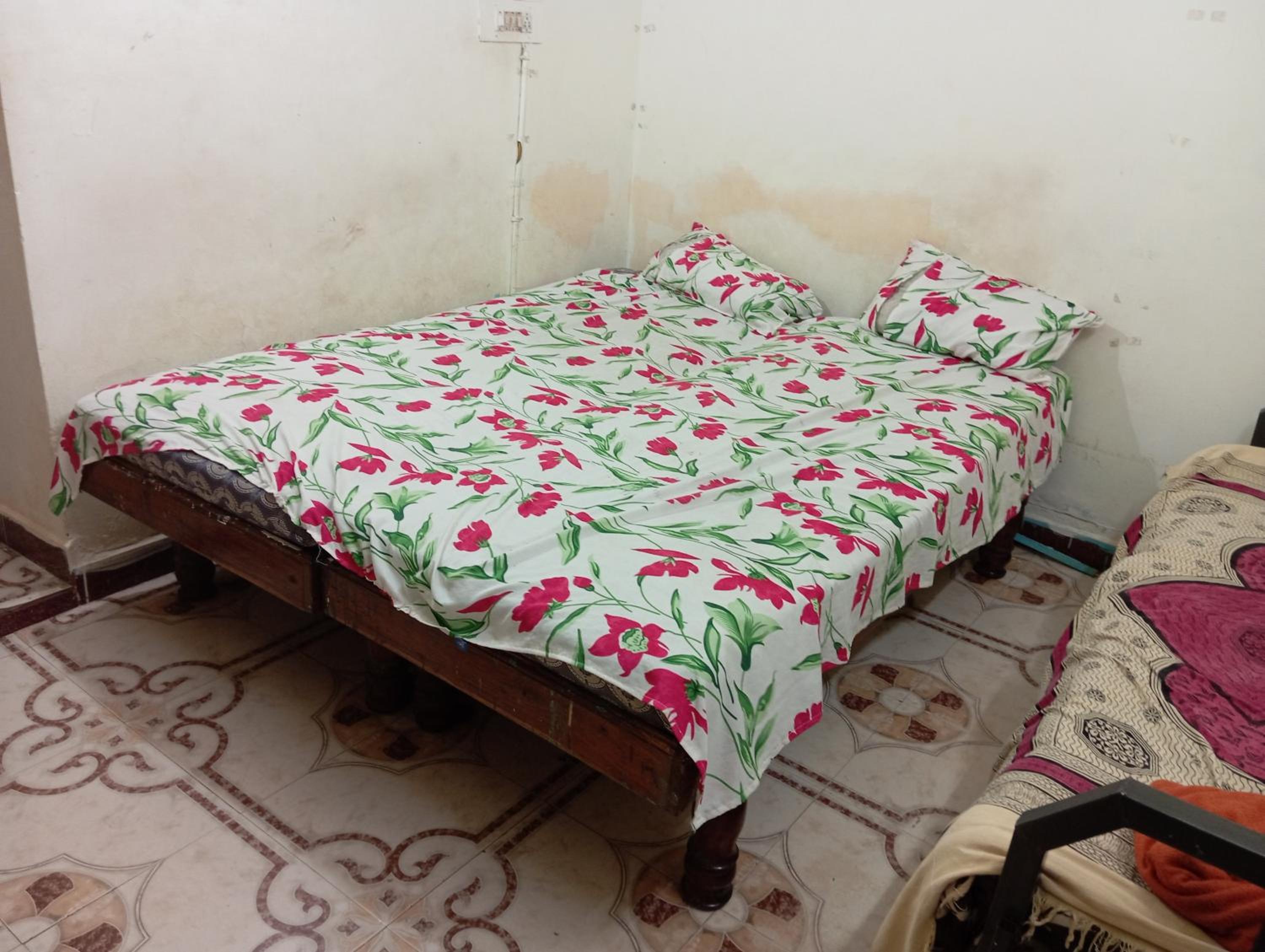 Deluxe Double Room (2 Adults + 1 Child) photo 1