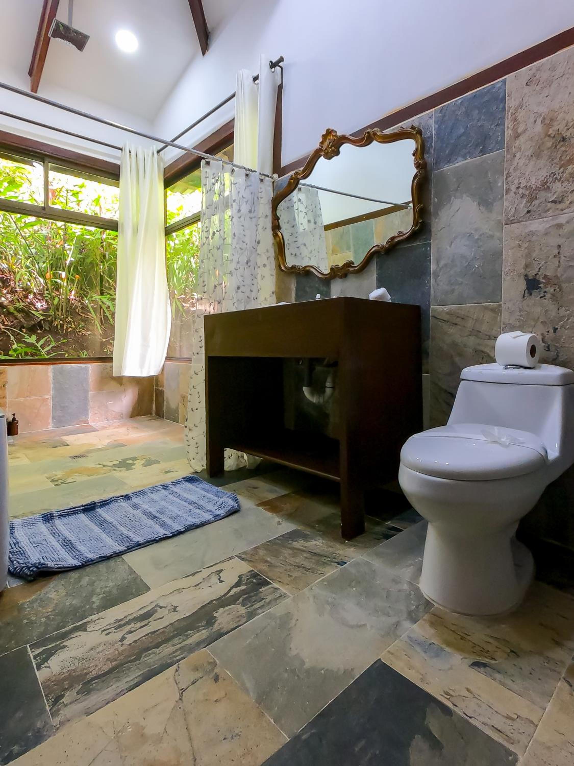Bungalow photo 2