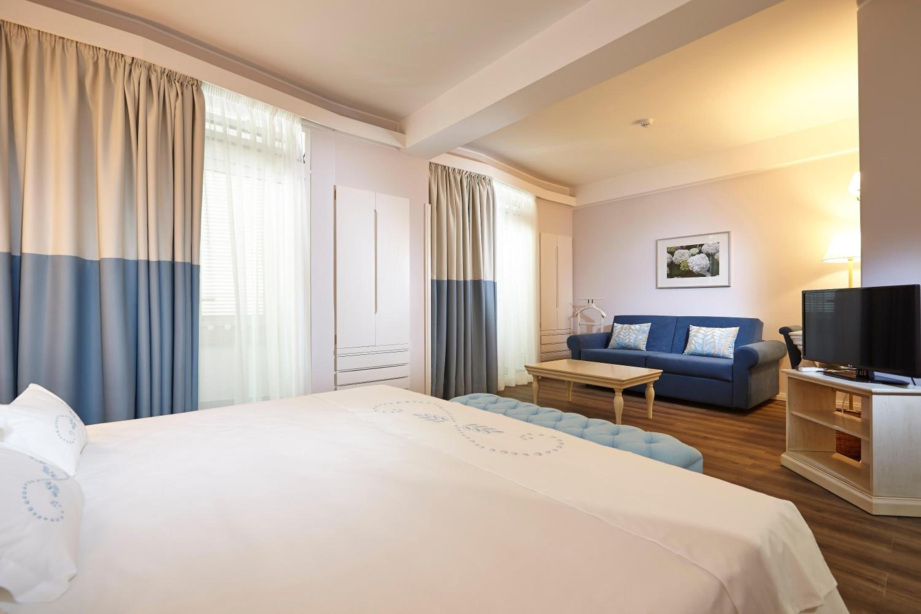 Superior Suite
