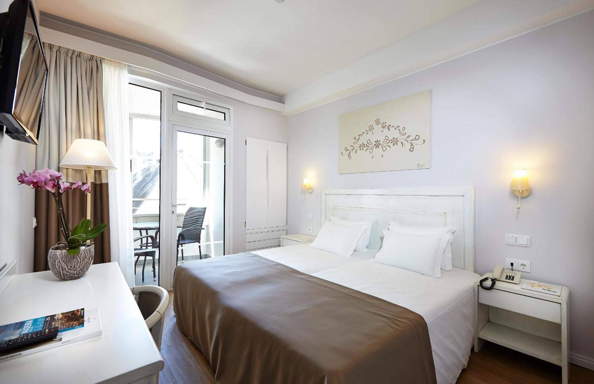 Double or Twin Room with Balcony