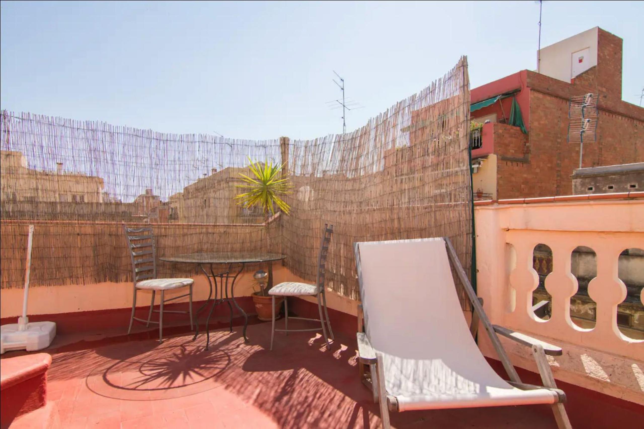 Apartment with Terrace photo 2