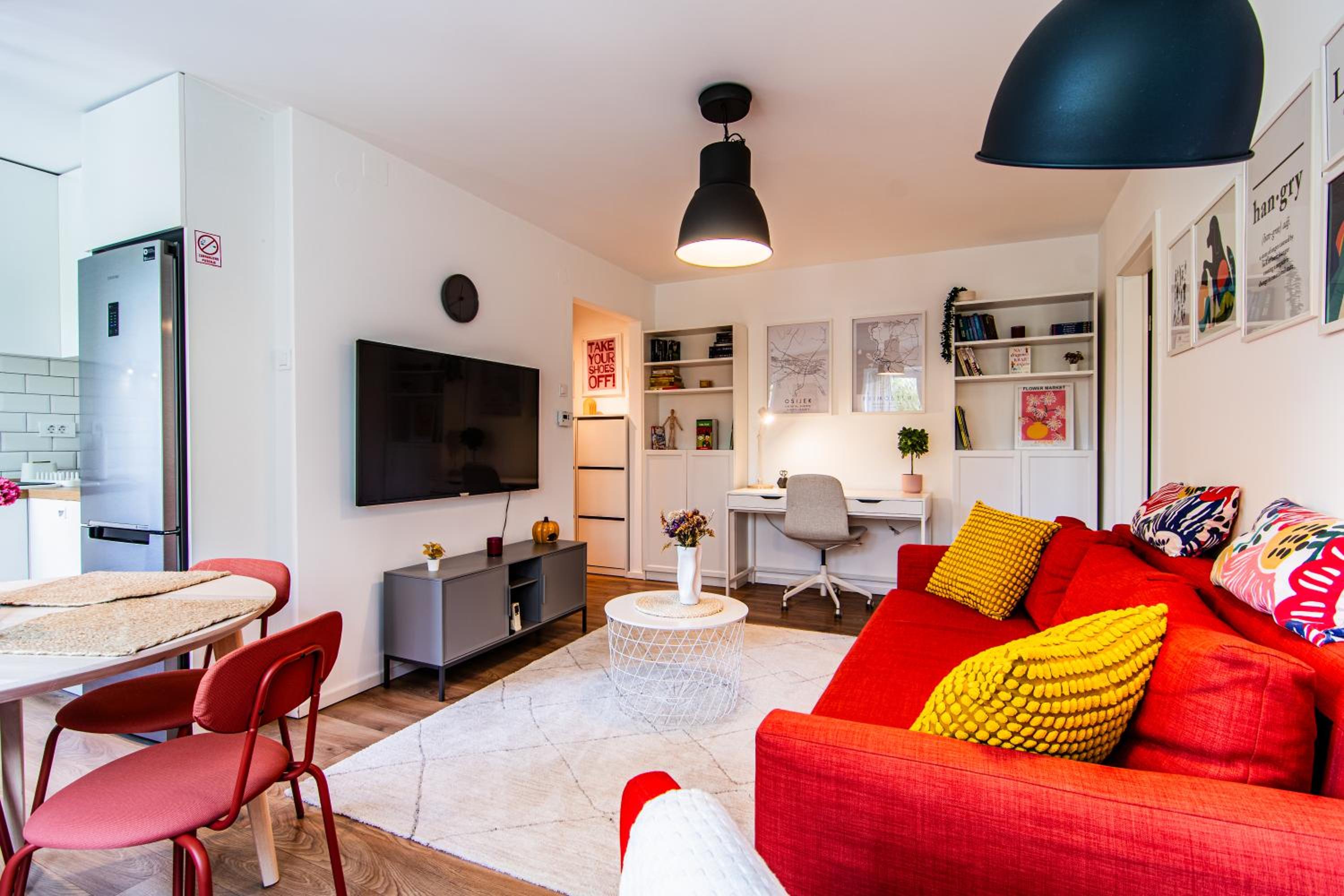 One-Bedroom Apartment