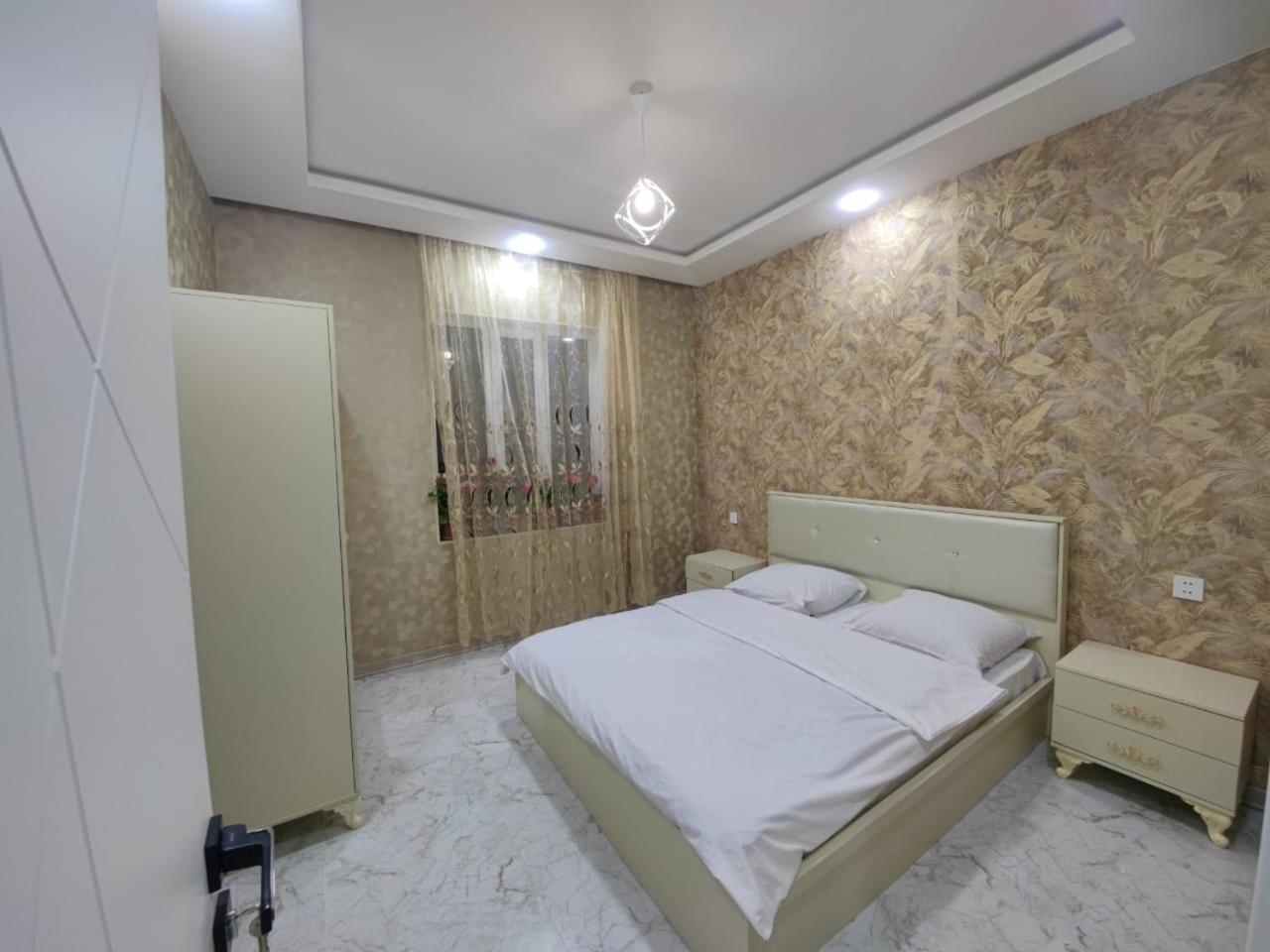Three-Bedroom House photo 1