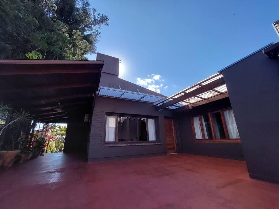 One-Bedroom House photo 2