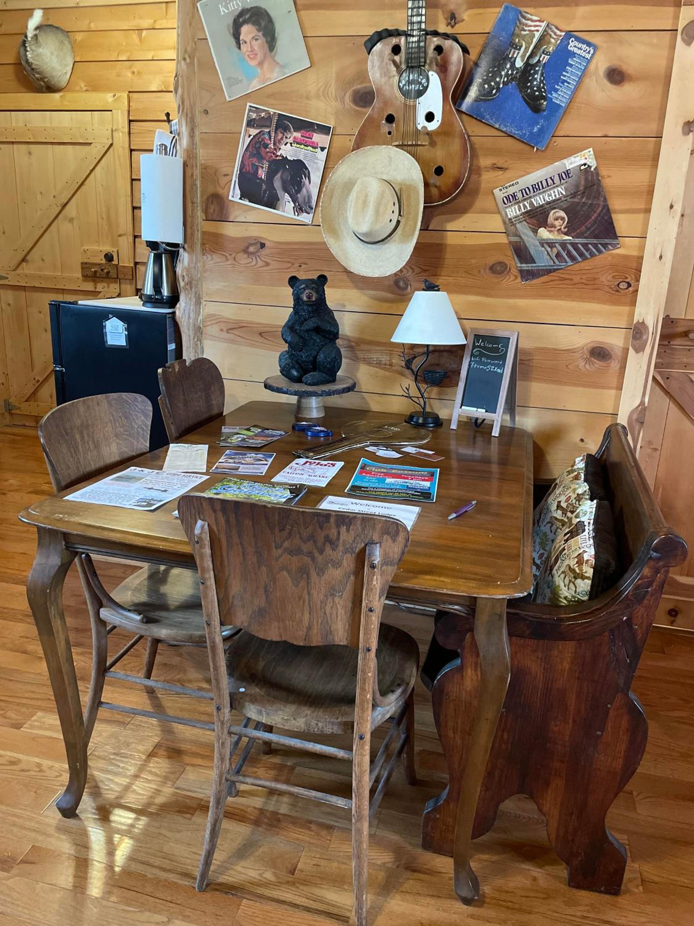 Superior King Suite photo 3