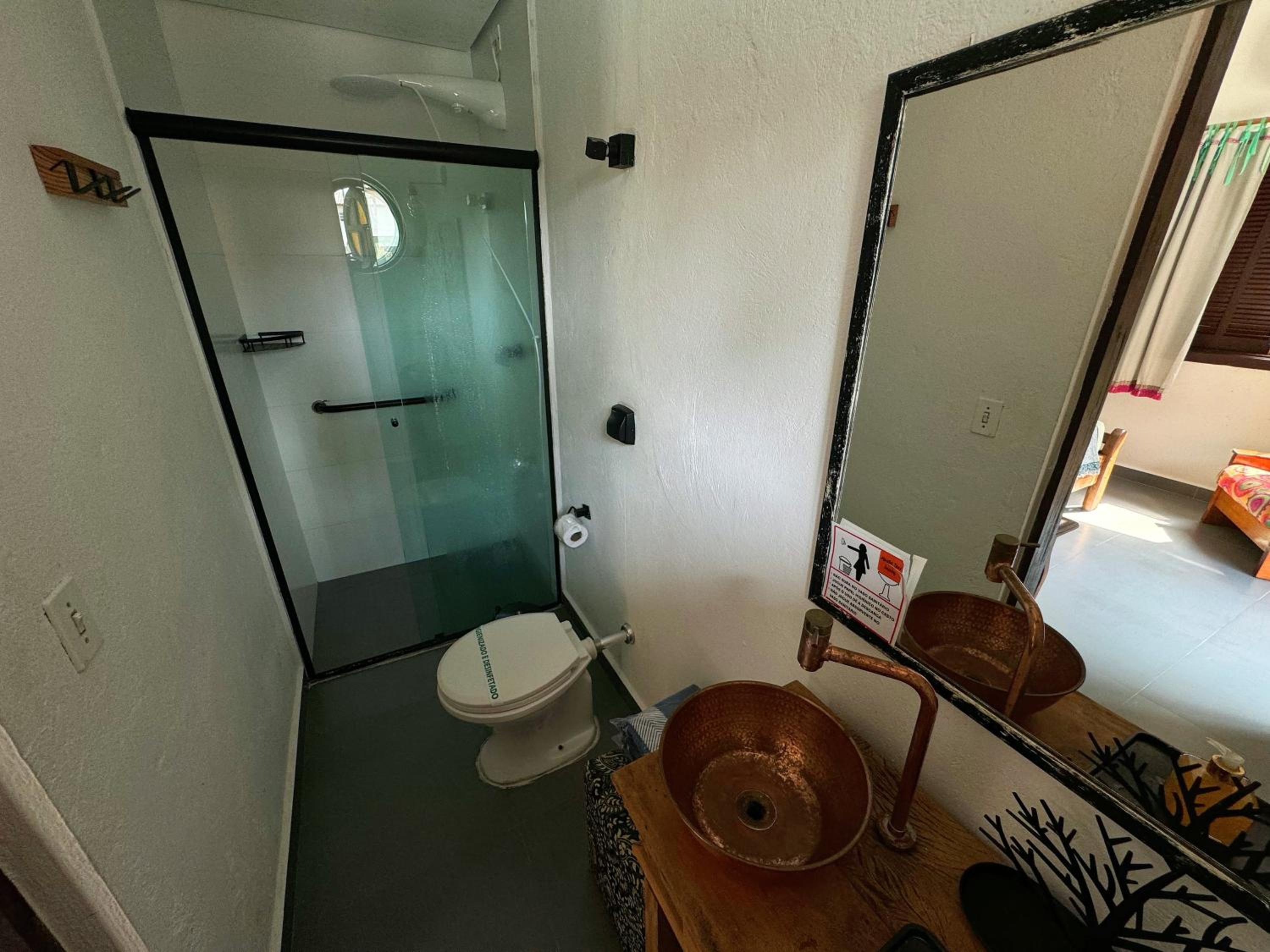 Double Room with Pool View - Photo 9