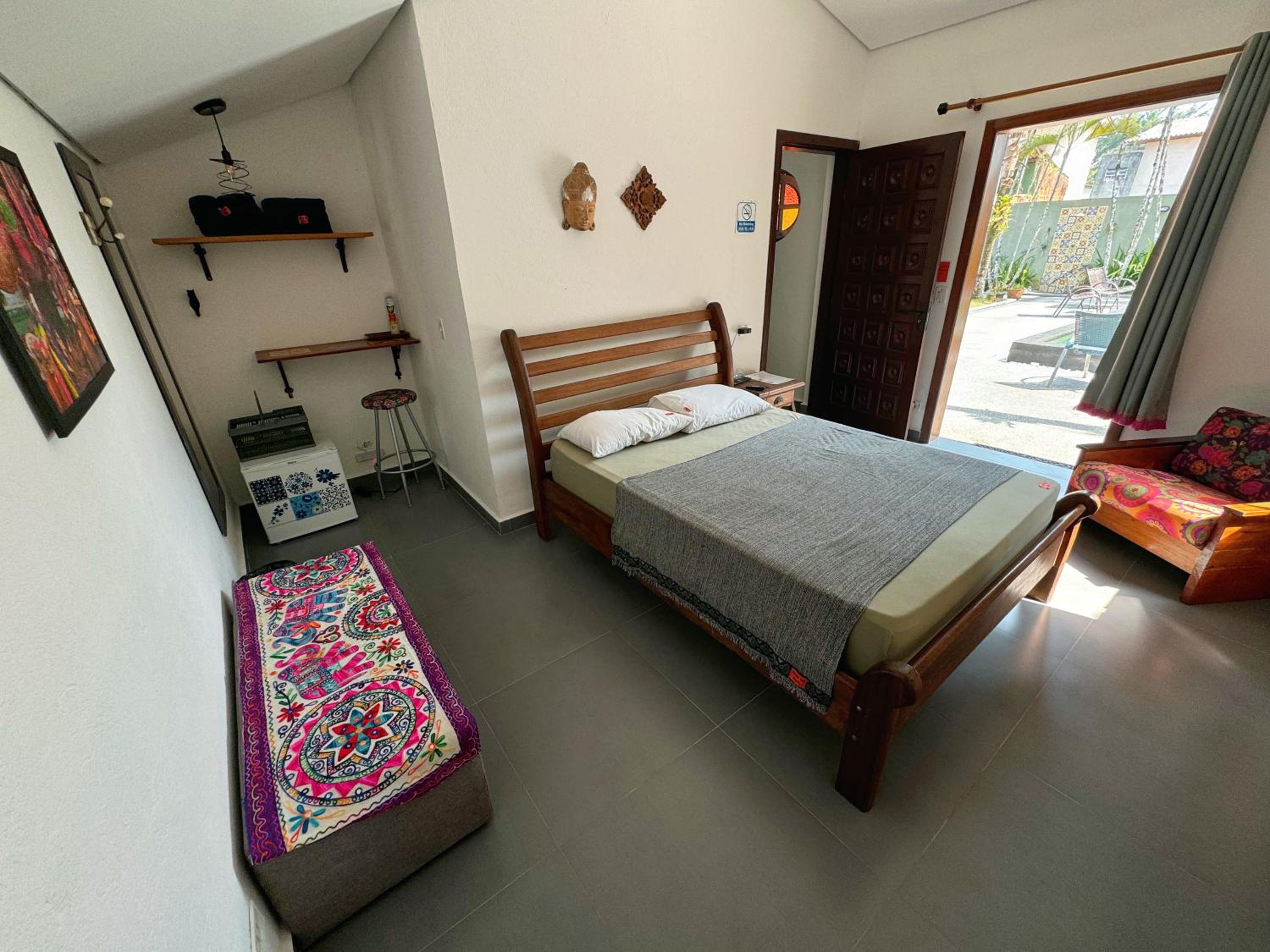 Double Room with Pool View - Photo 1