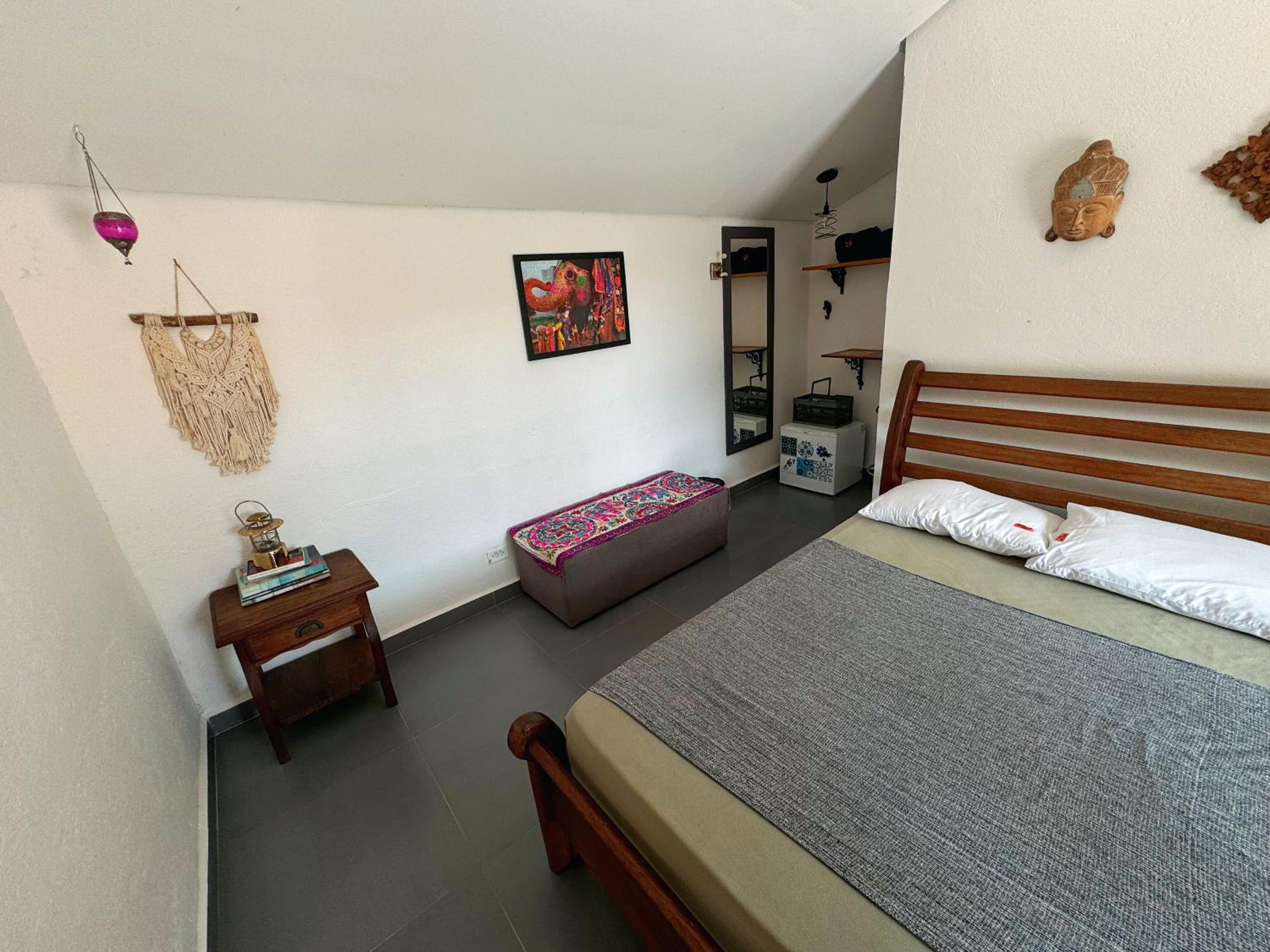 Double Room with Pool View - Photo 2