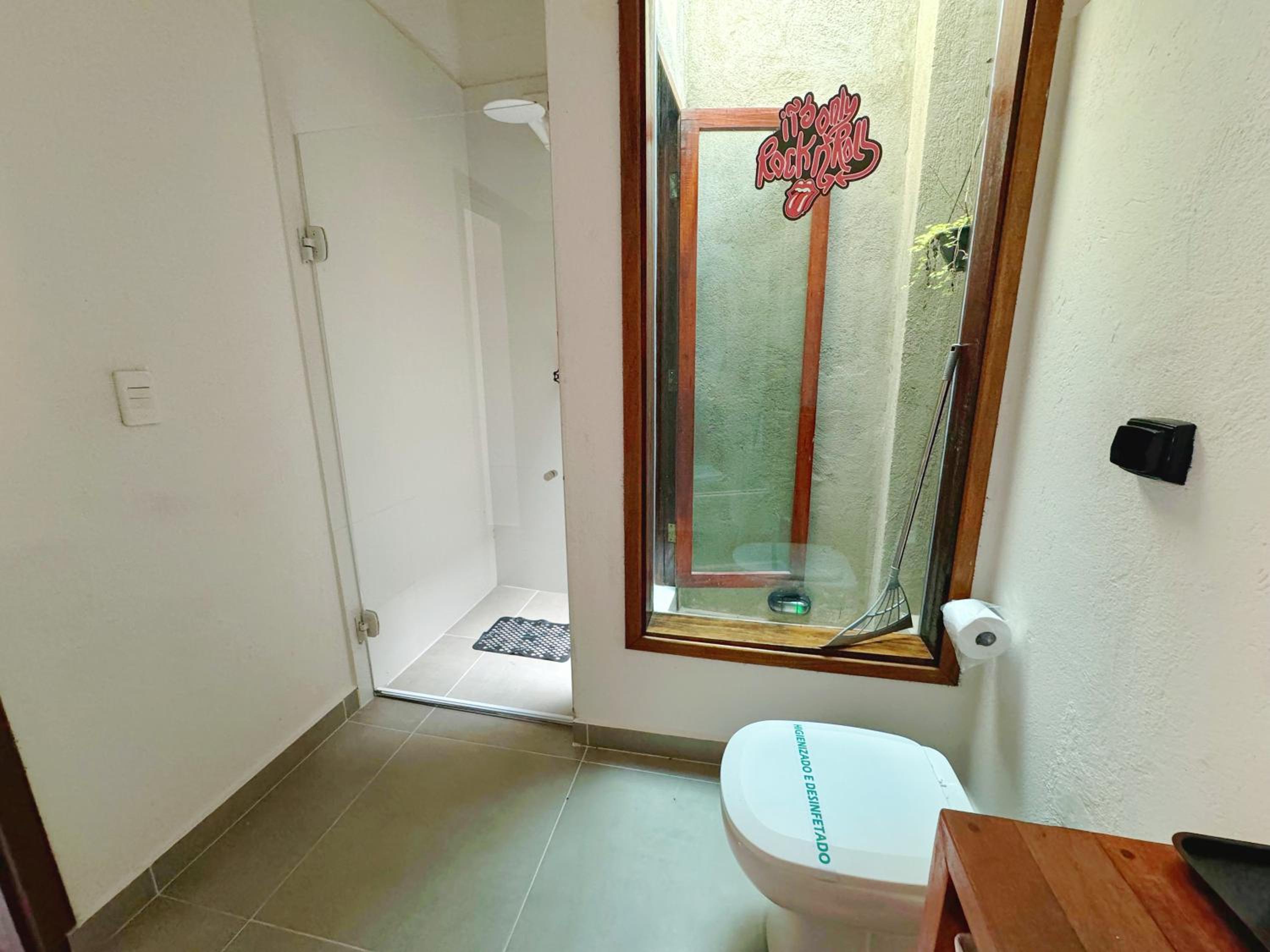 Triple Room - Photo 12