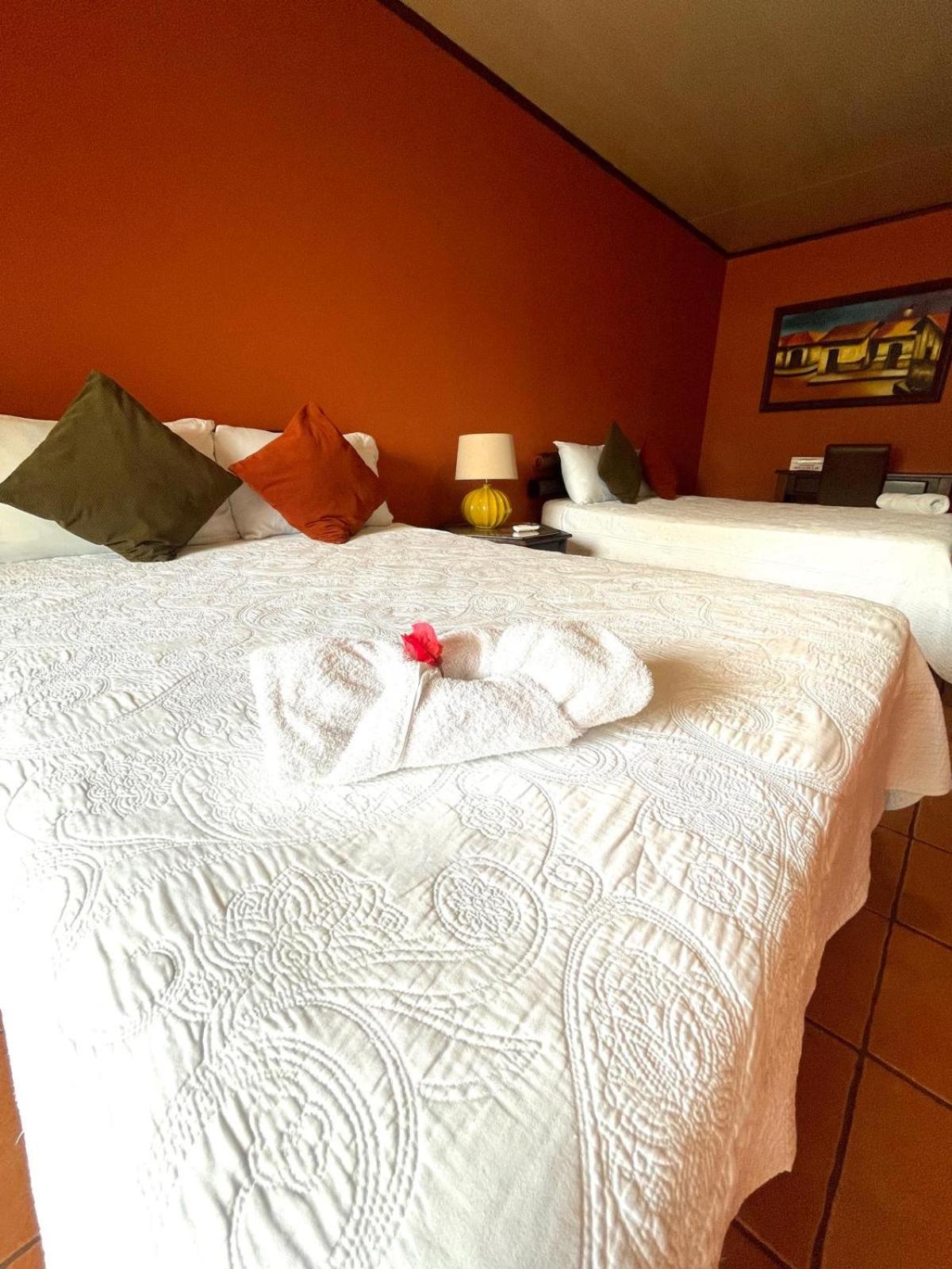 Twin Room with Balcony and Sea View photo 2