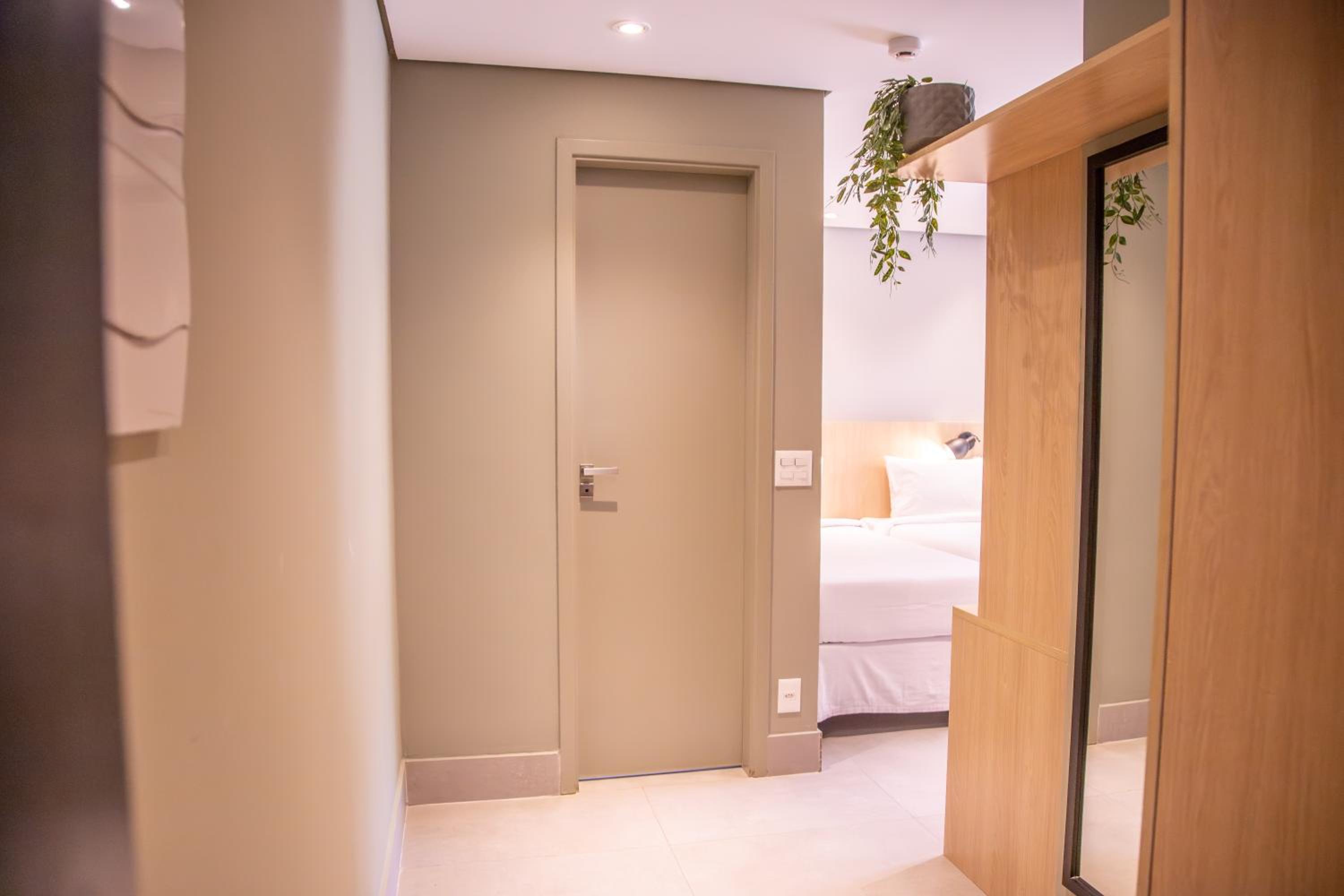Standard Double Suite - Photo 12