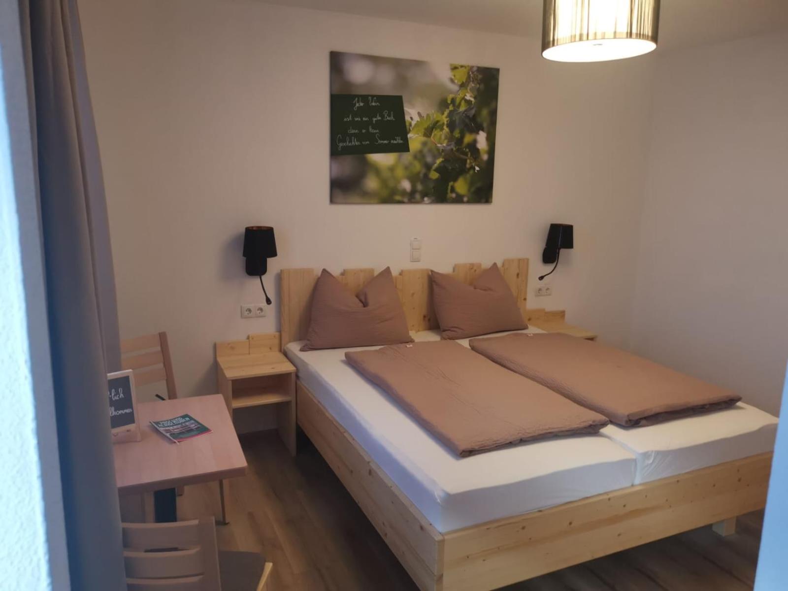 Deluxe Double Room with Shower photo 1