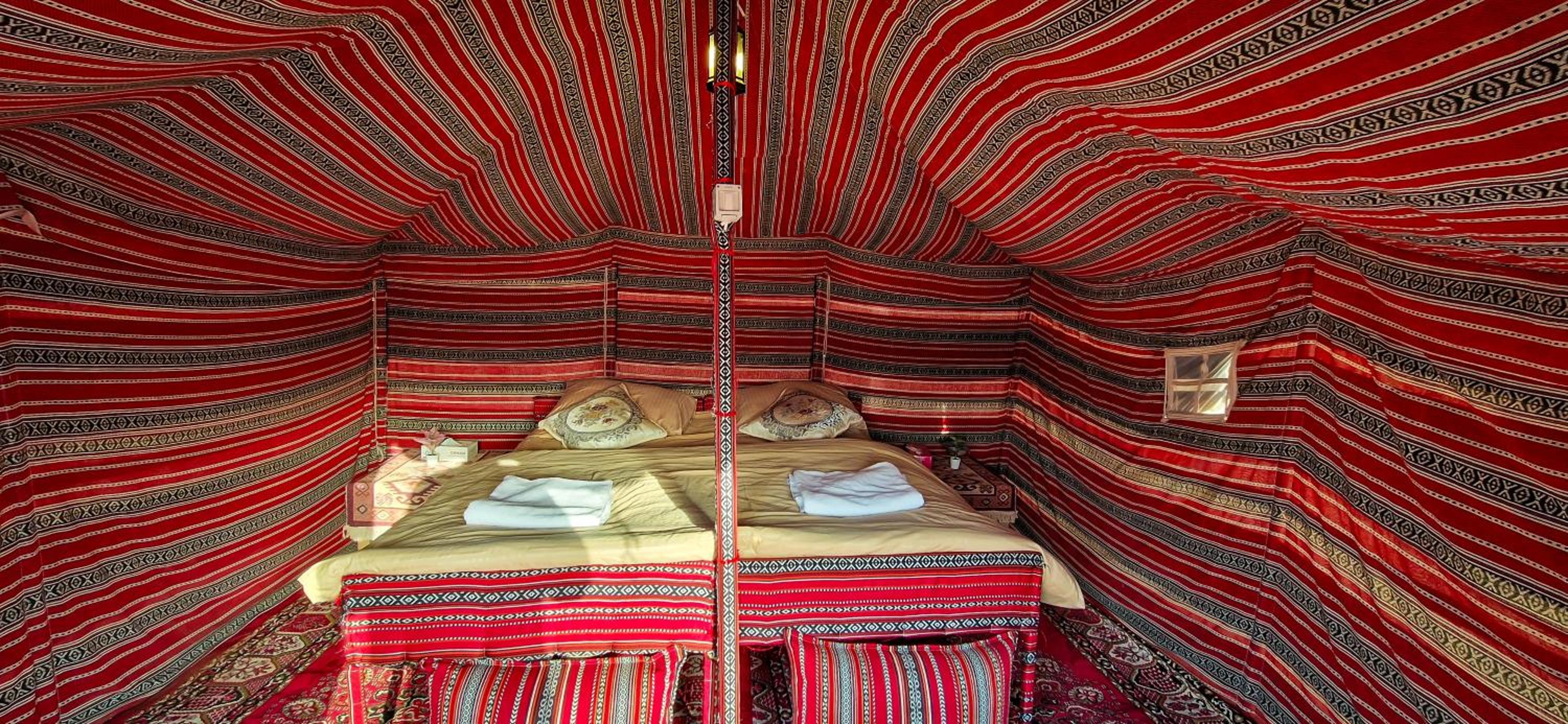 tent multiple beds photo 1