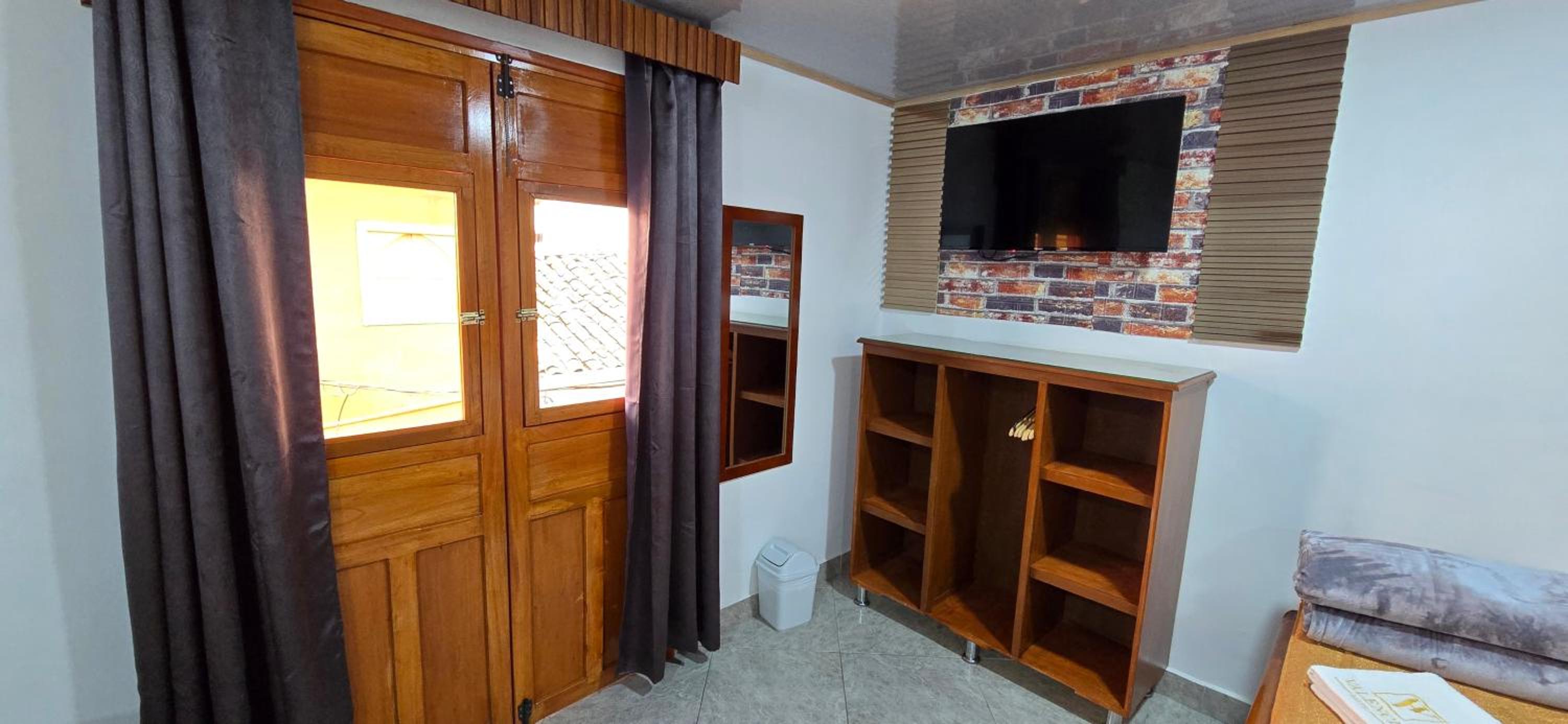 Family Room with Balcony photo 1