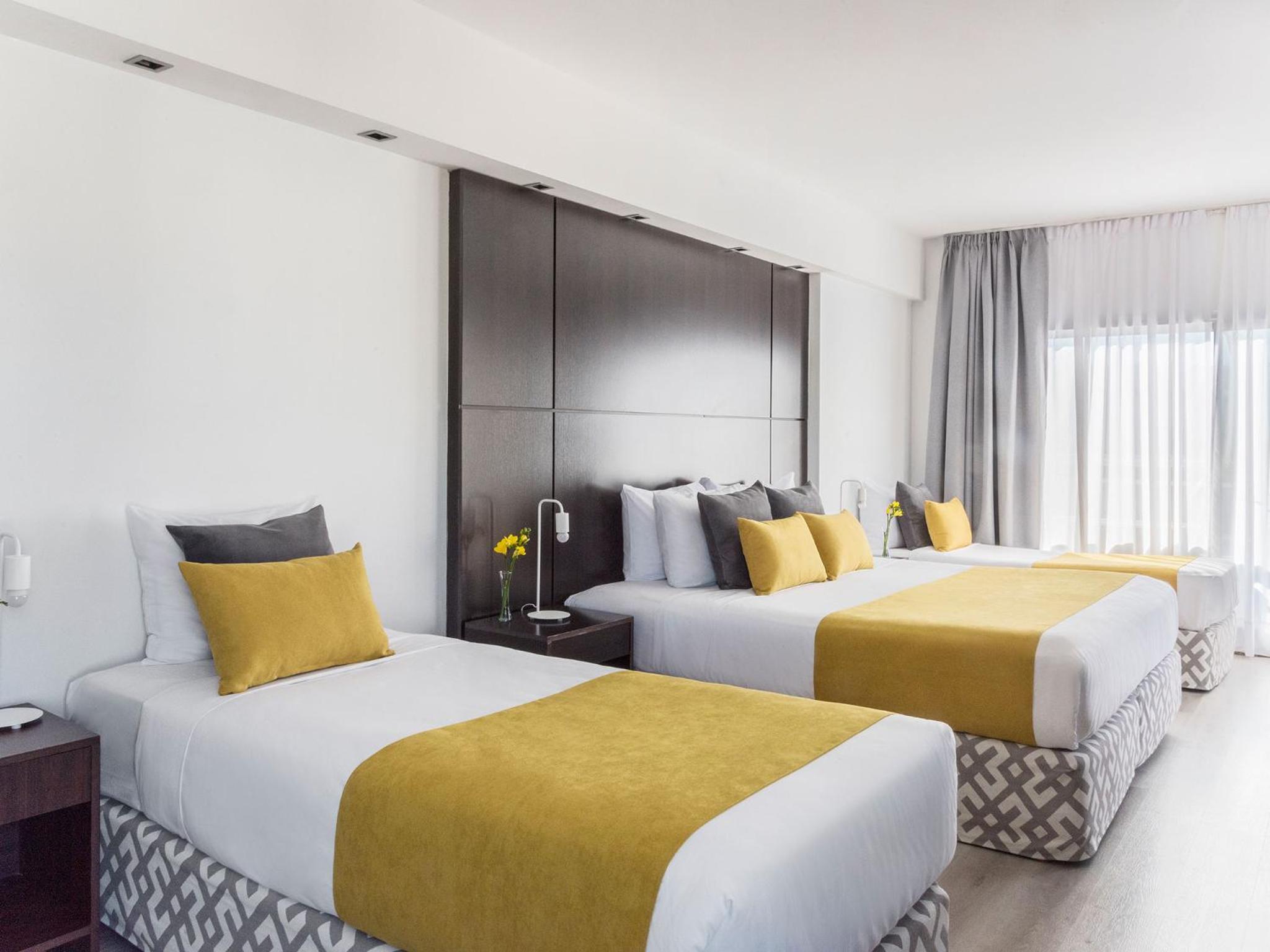 HTL City Baires — Quadruple Room