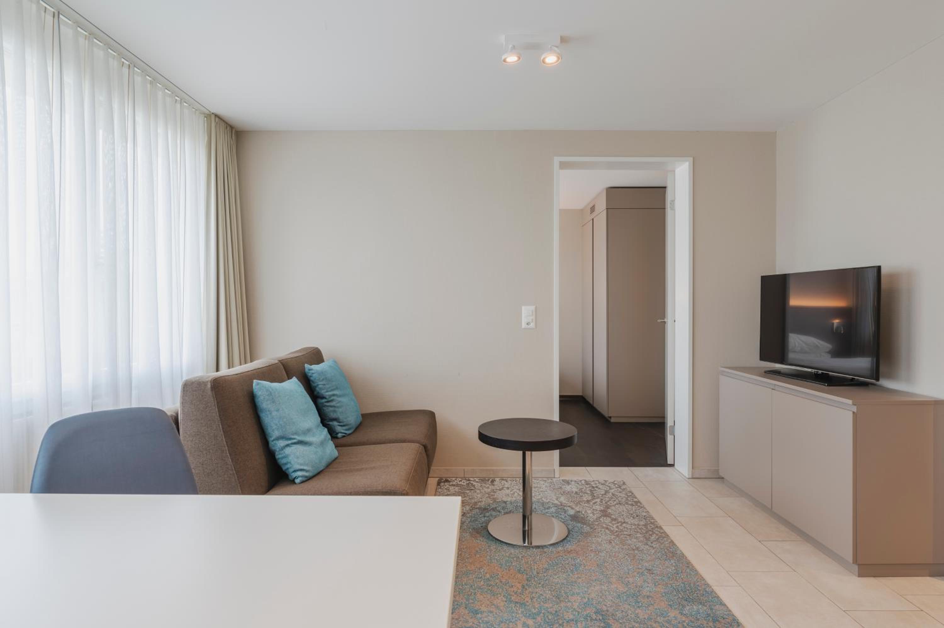 Business Plus Suite photo 2