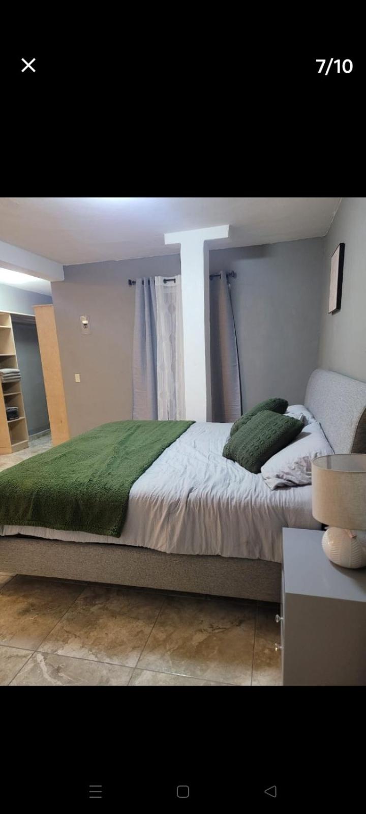 One-Bedroom Apartment photo 1