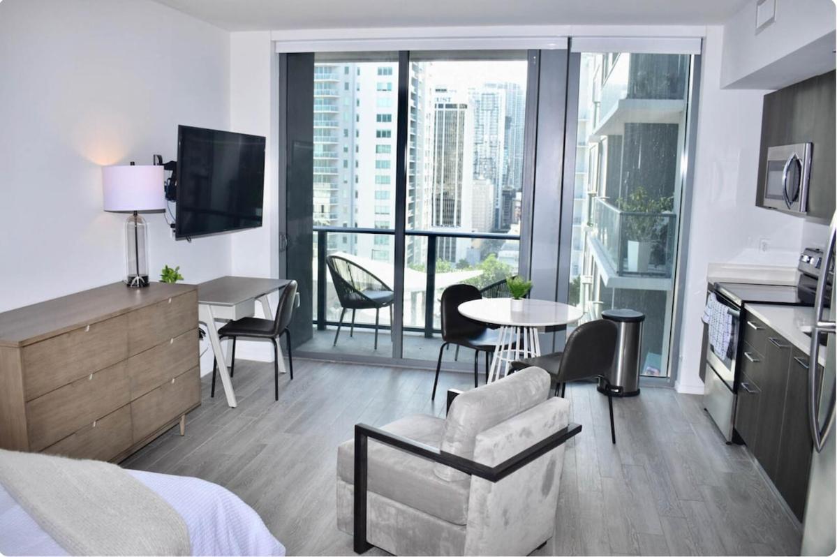 Apartment photo 1
