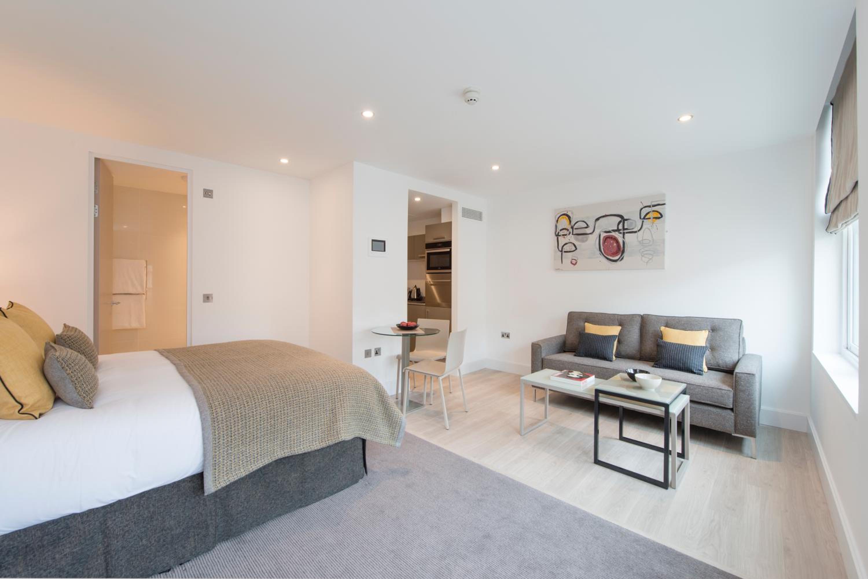 Studio Suite photo 1