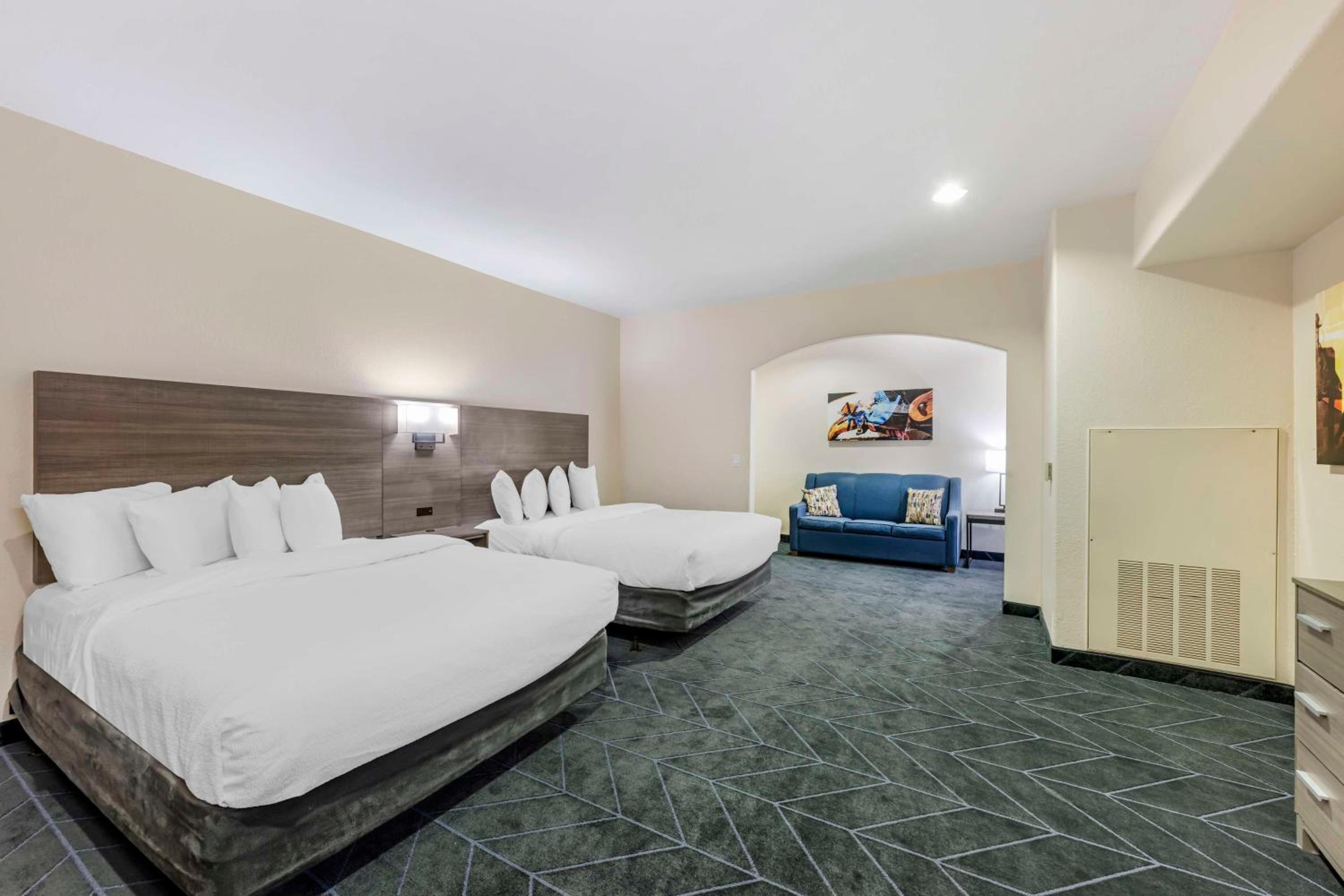 Queen Room with Two Queen Beds - Disability Access/Non-Smoking photo 1