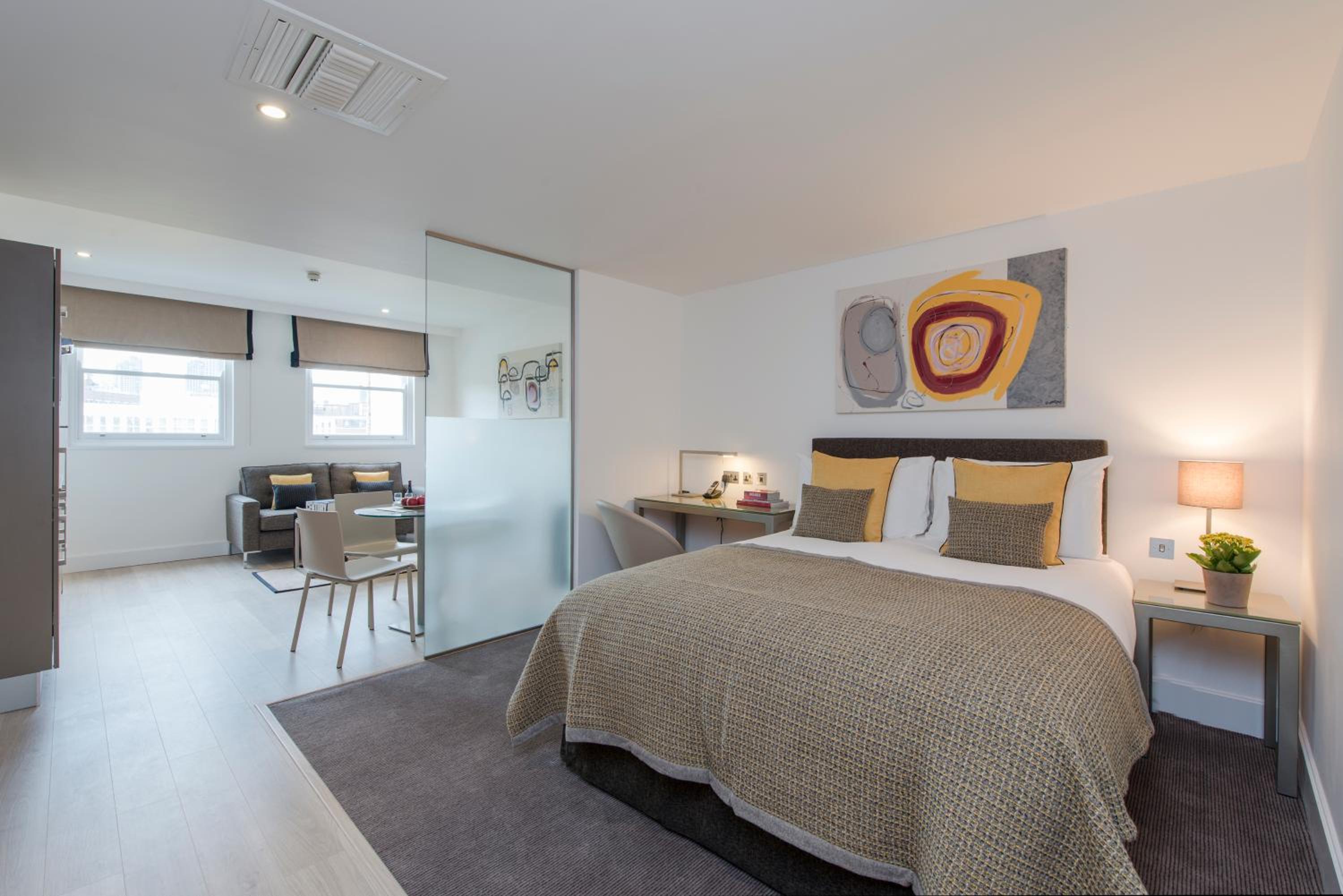 Premier Studio Suite photo 1