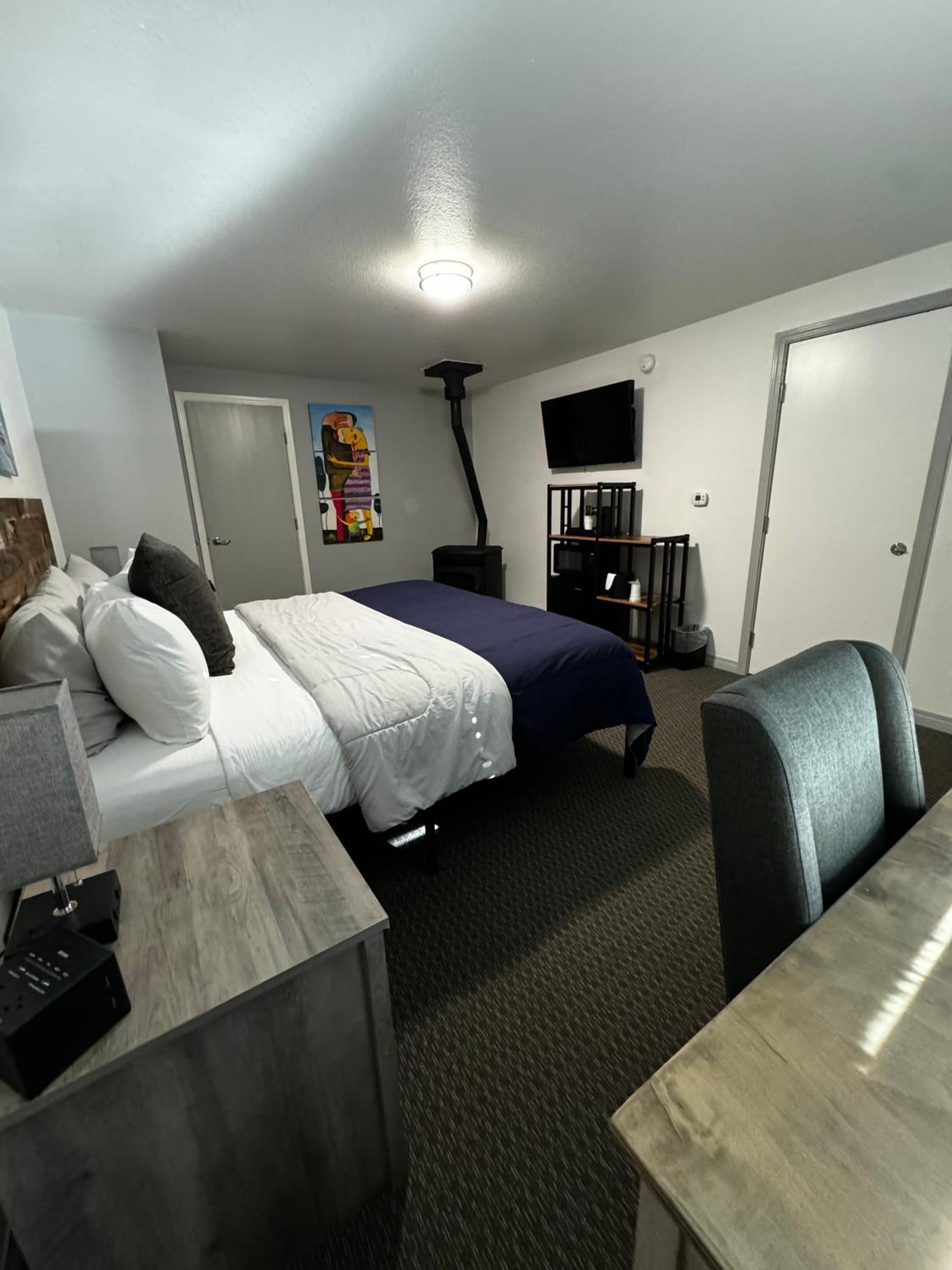 Deluxe King Room photo 1