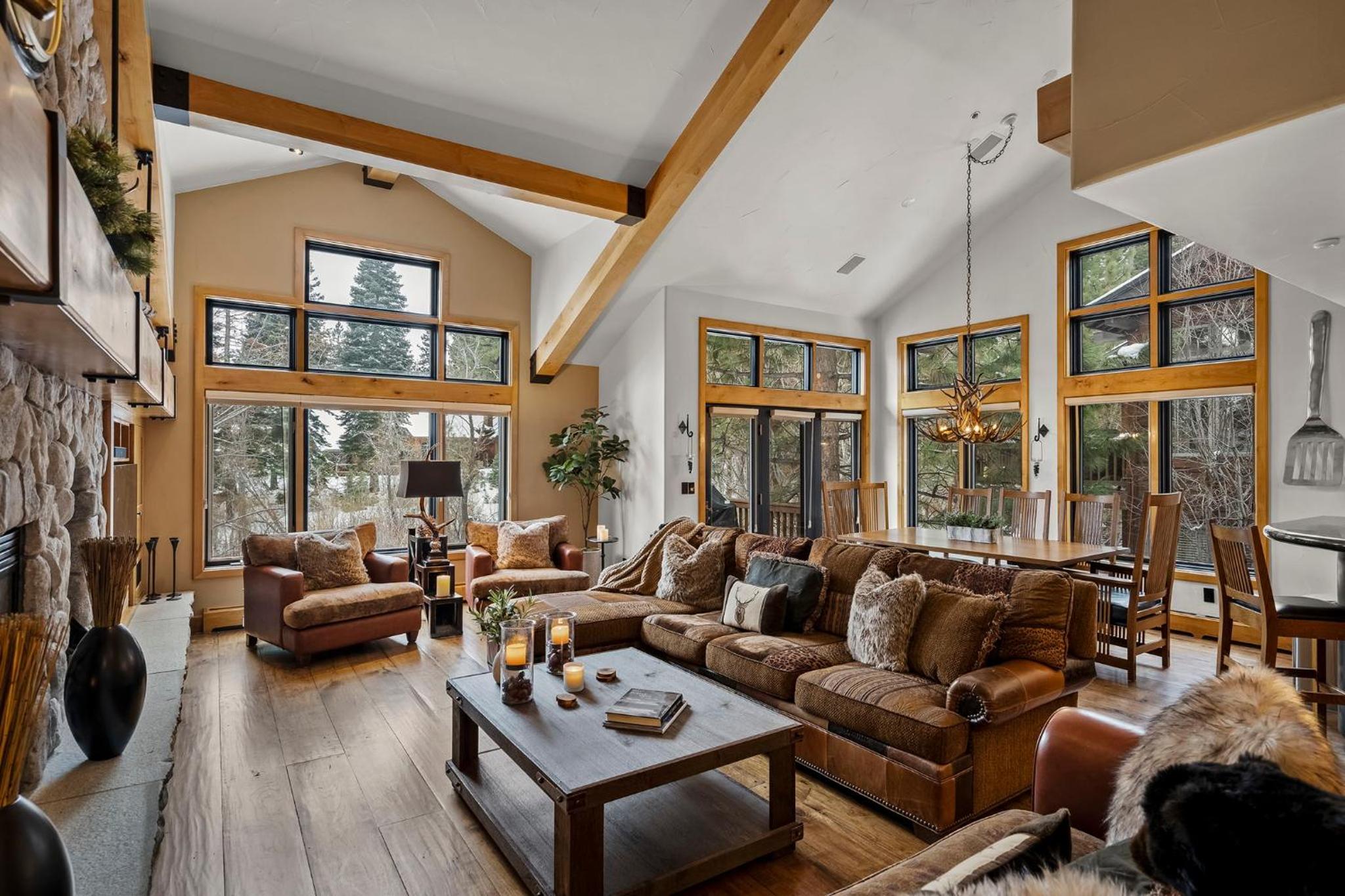 Four-Bedroom House photo 1