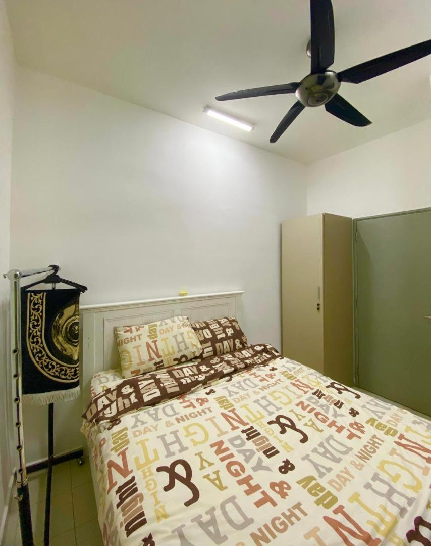 Two-Bedroom Apartment with Pool View photo 2