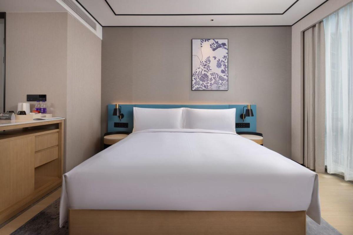 King Guest Room photo 3