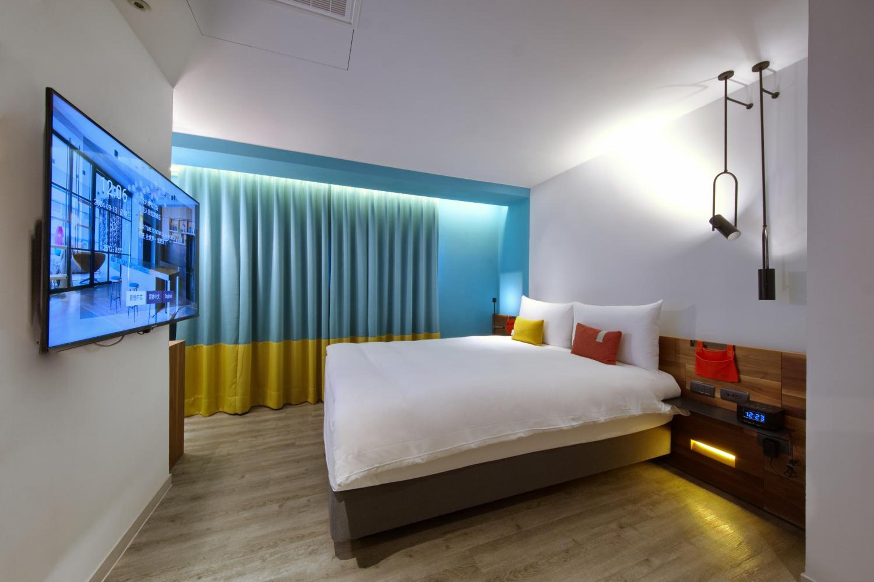 Double Room - Photo 2