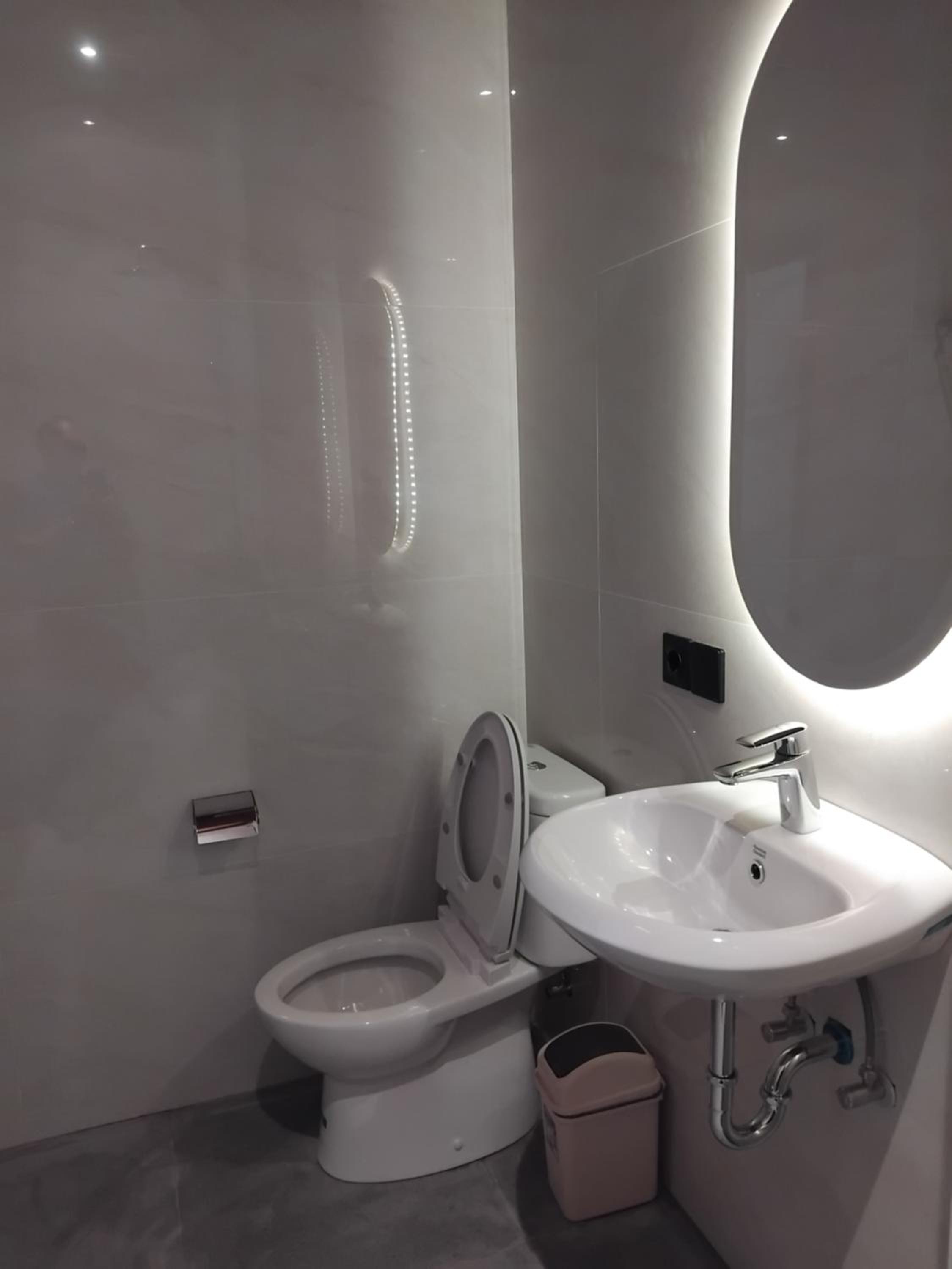 Deluxe Double Room - Photo 19