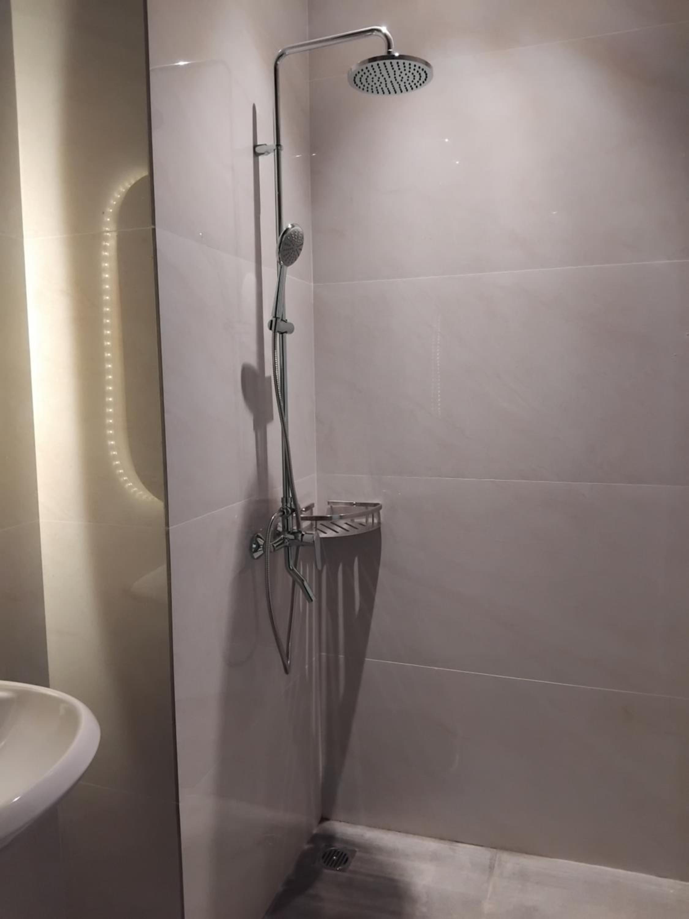 Deluxe Double Room - Photo 15