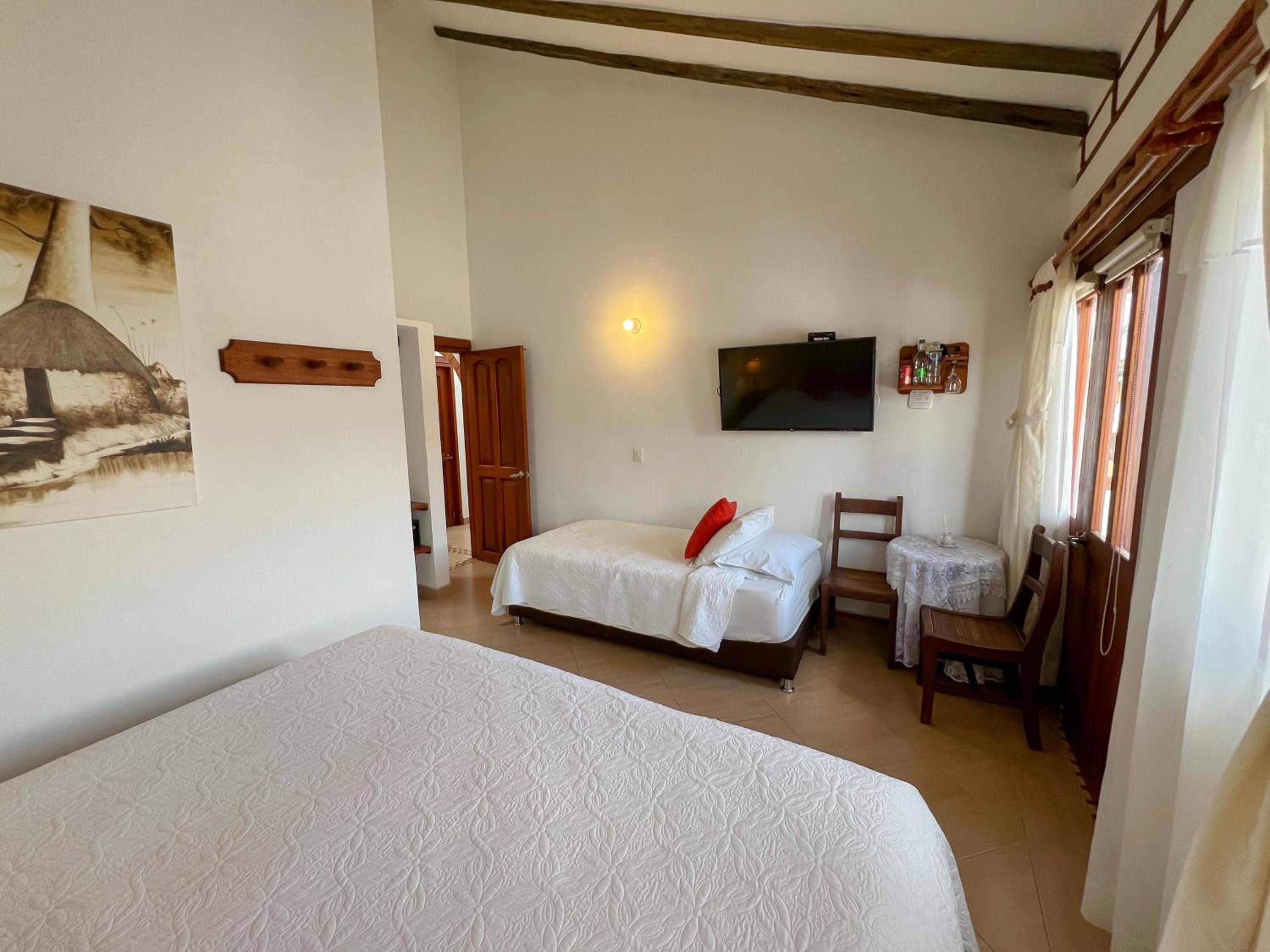 Superior Triple Room photo 3