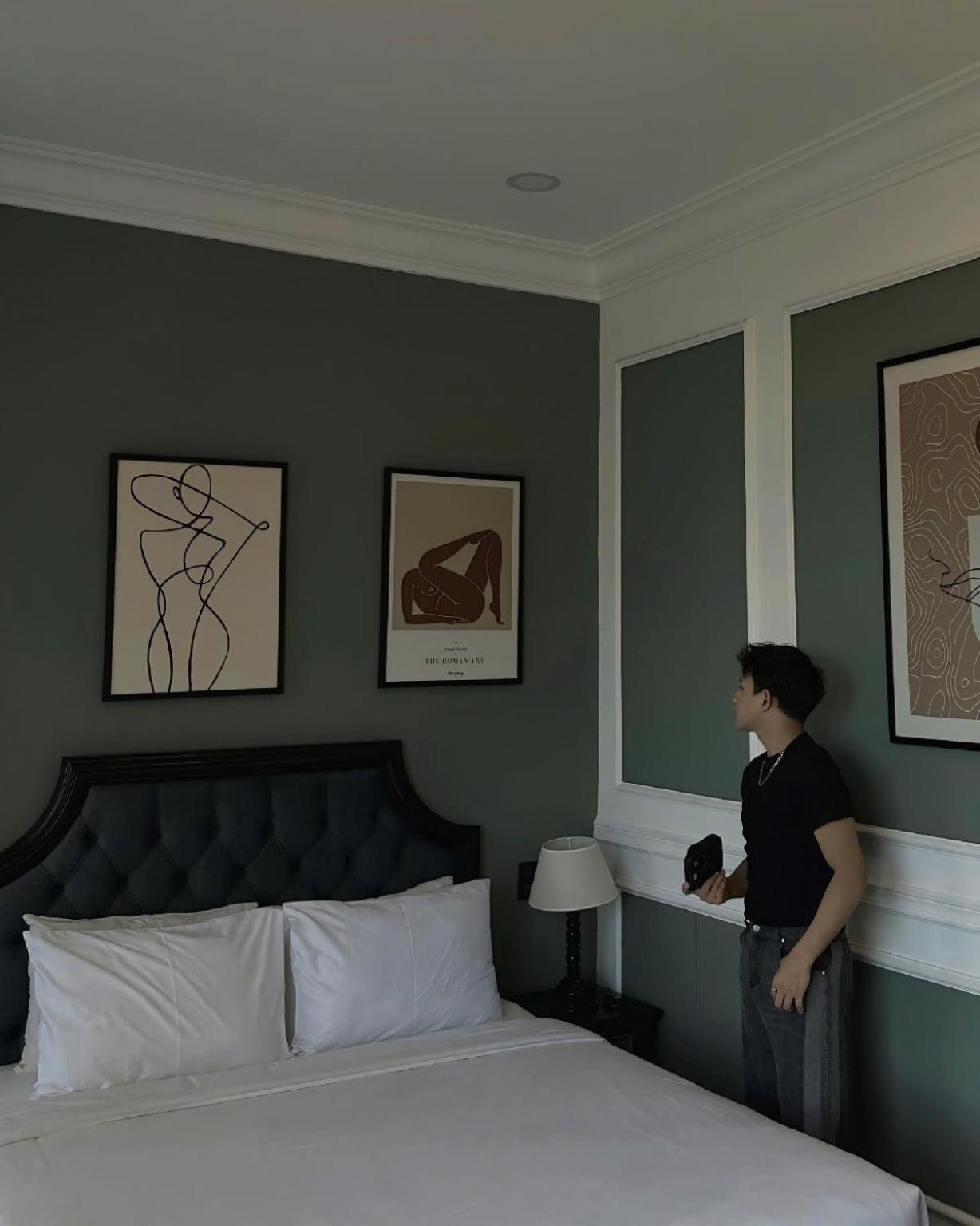 Deluxe Double Room with Balcony - Photo 25