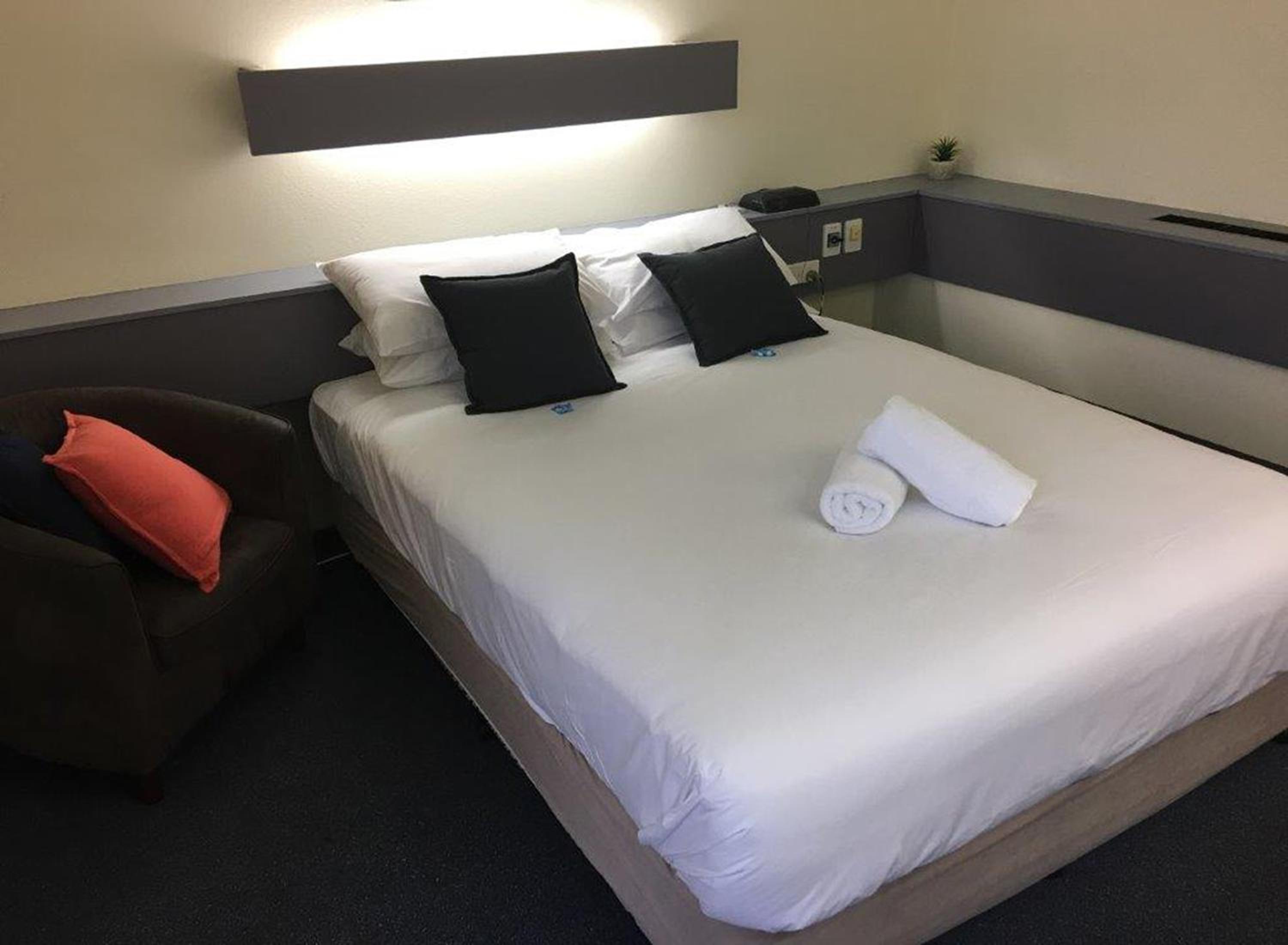 Hotel Deluxe photo 1
