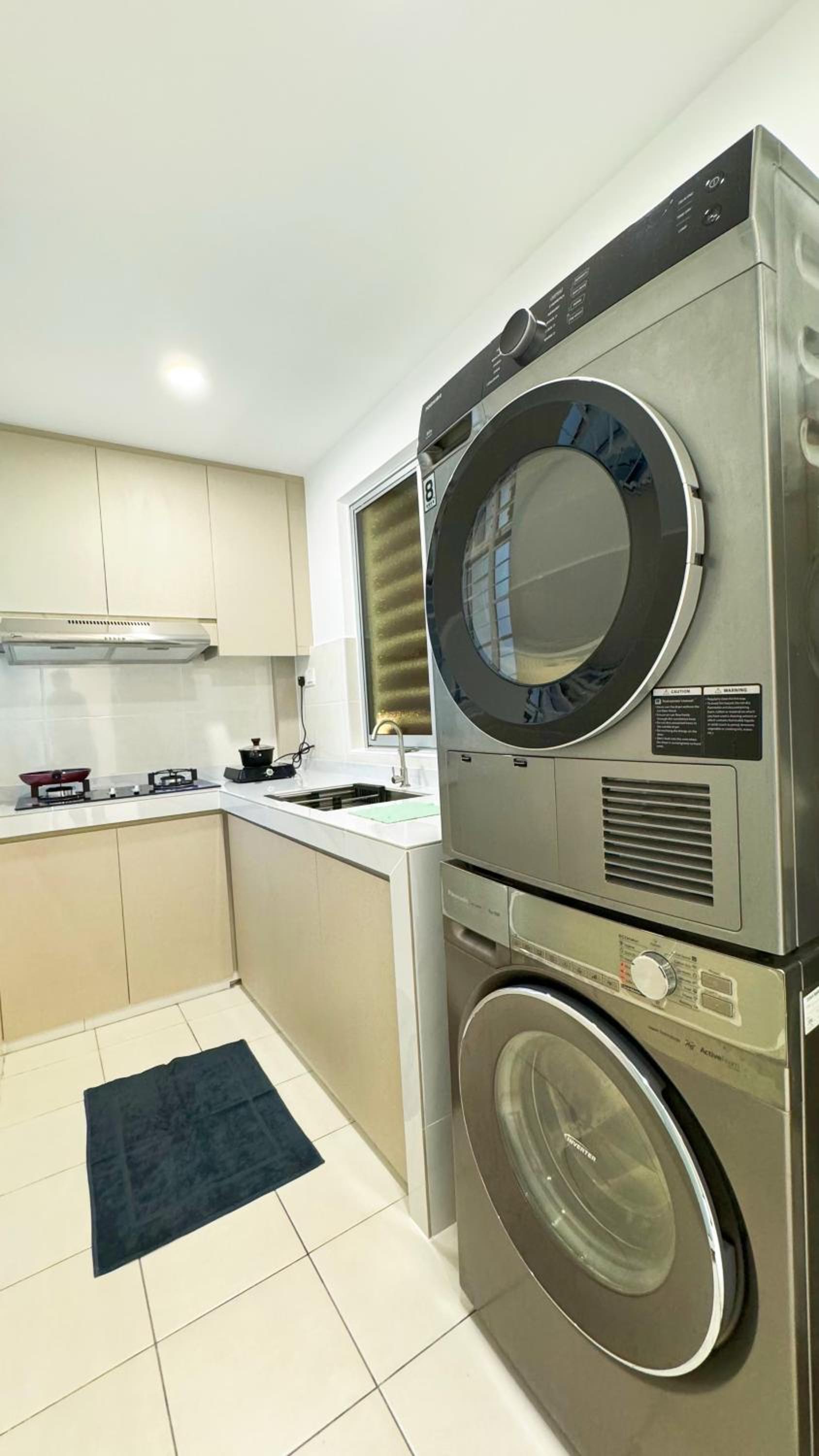Three-Bedroom Apartment with Park View photo 3