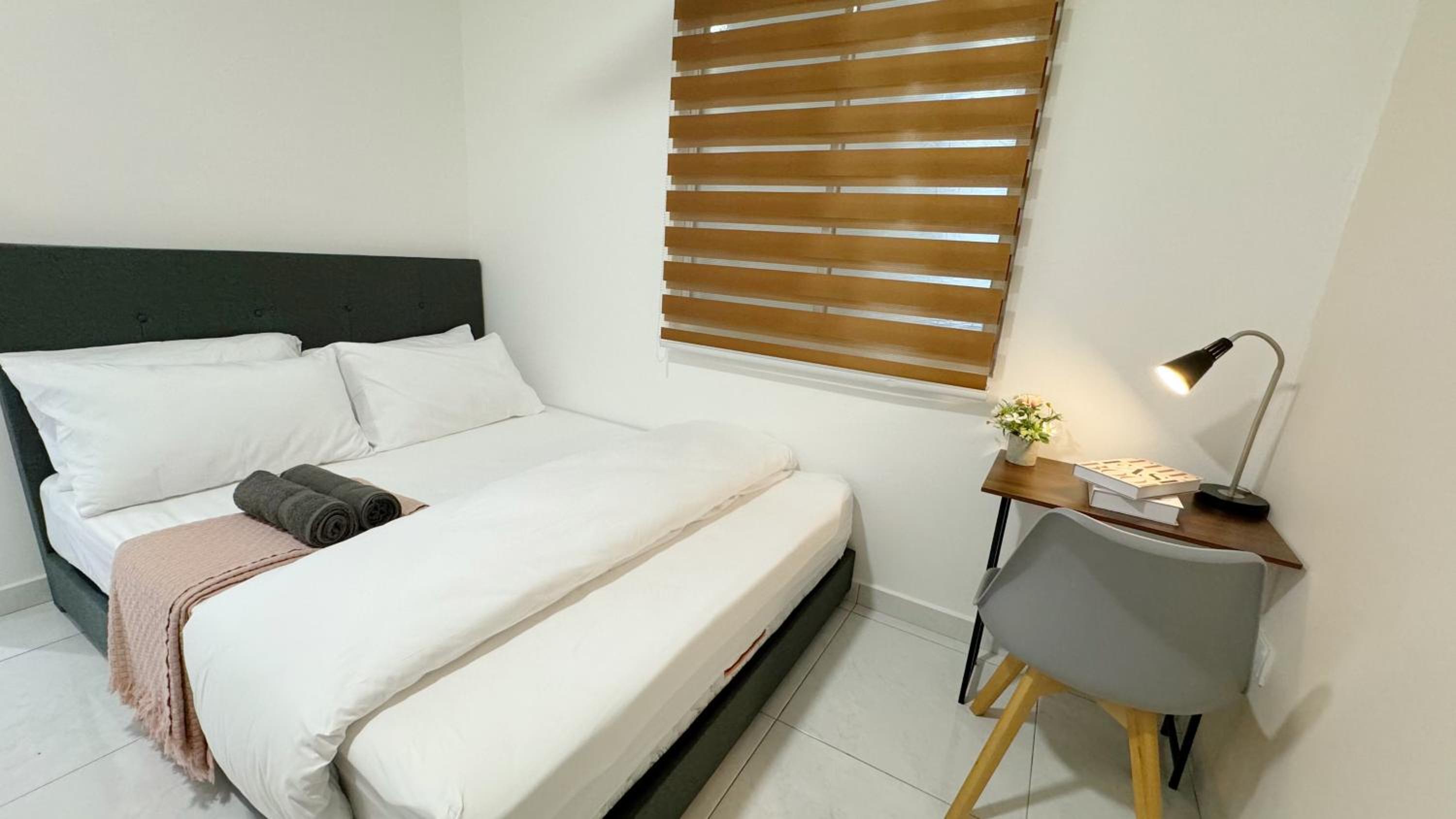 Three-Bedroom Apartment with Park View photo 3