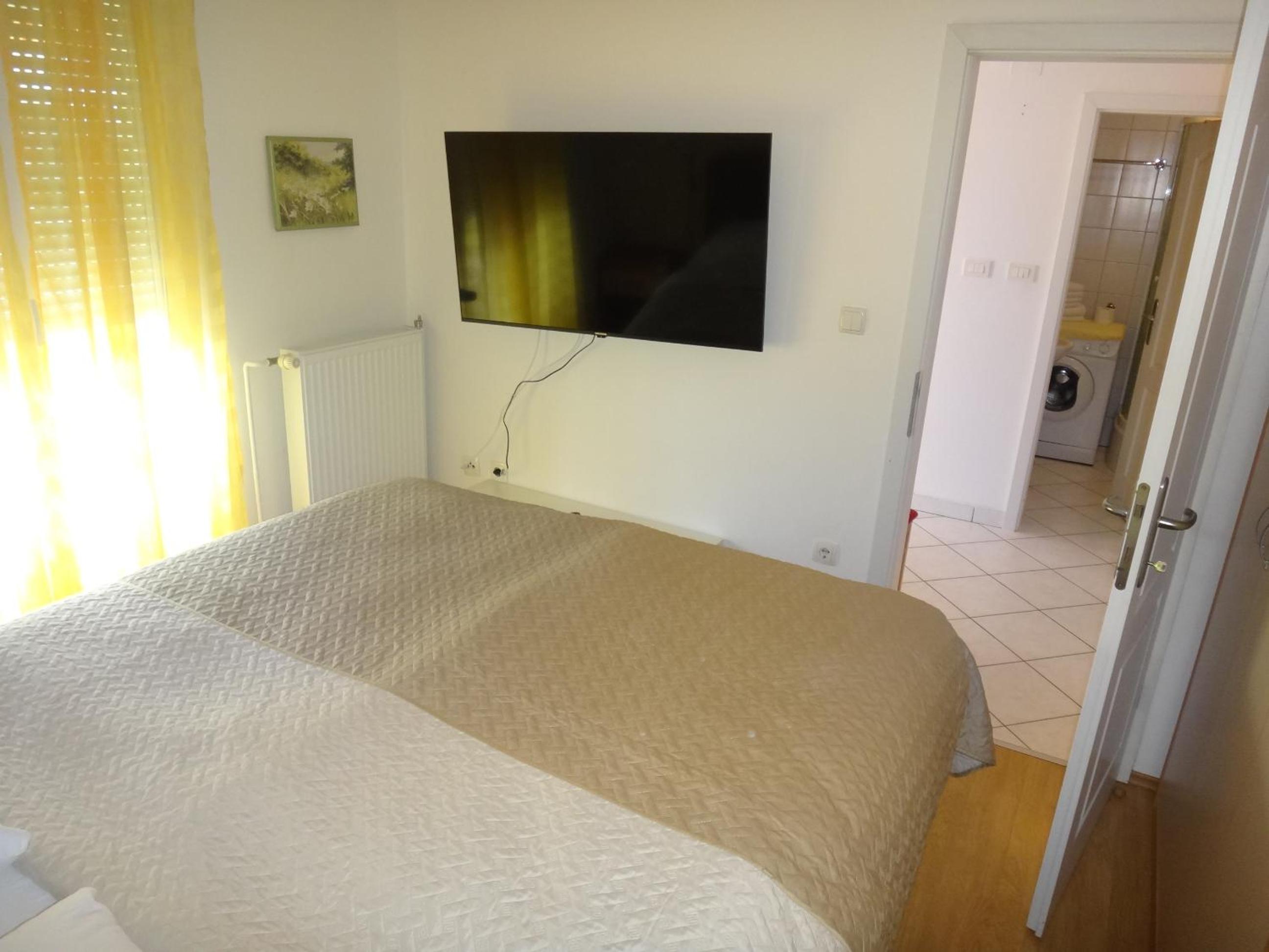 Apartment - Ground Floor photo 3