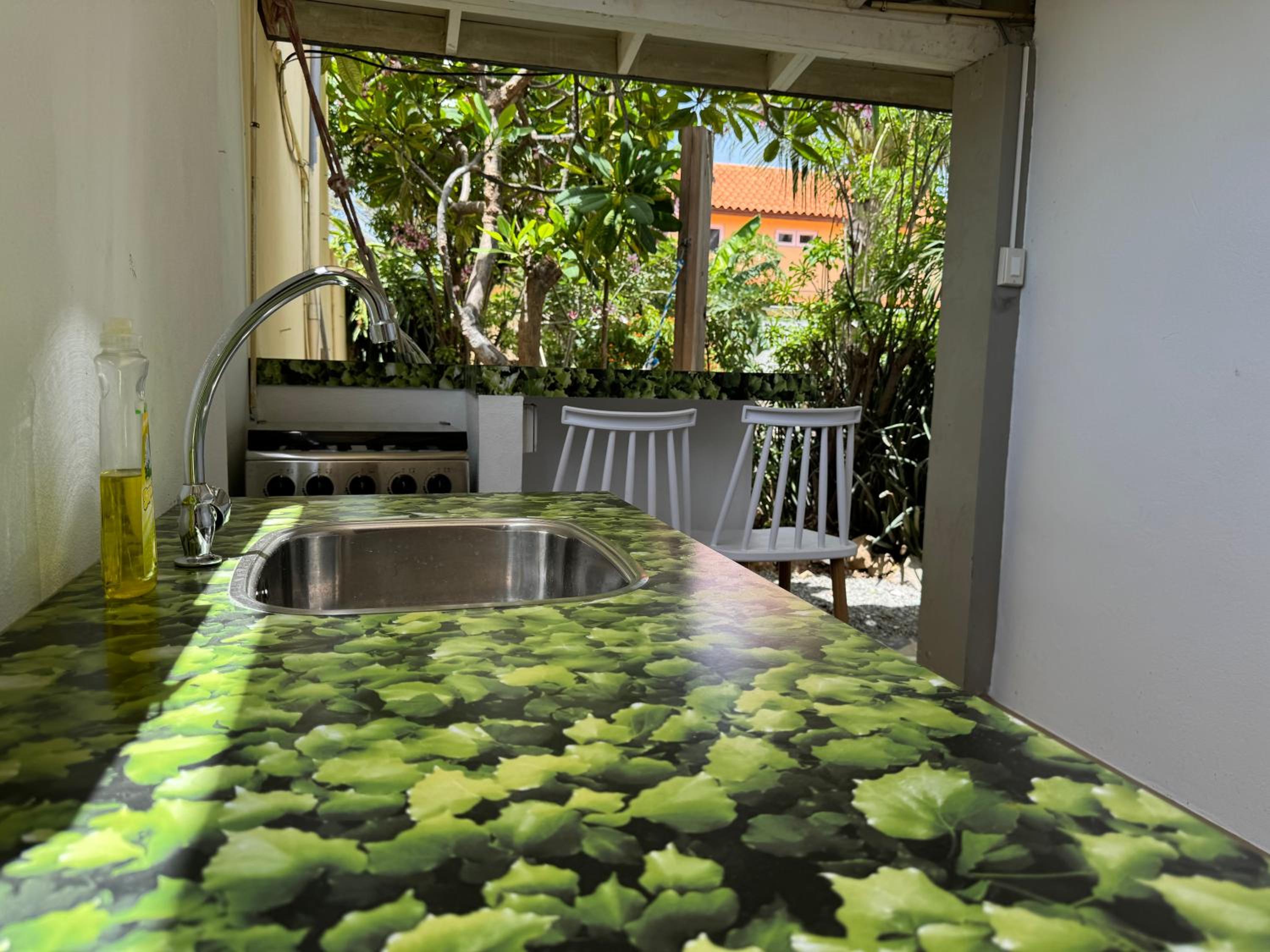 Apartment with Garden View
