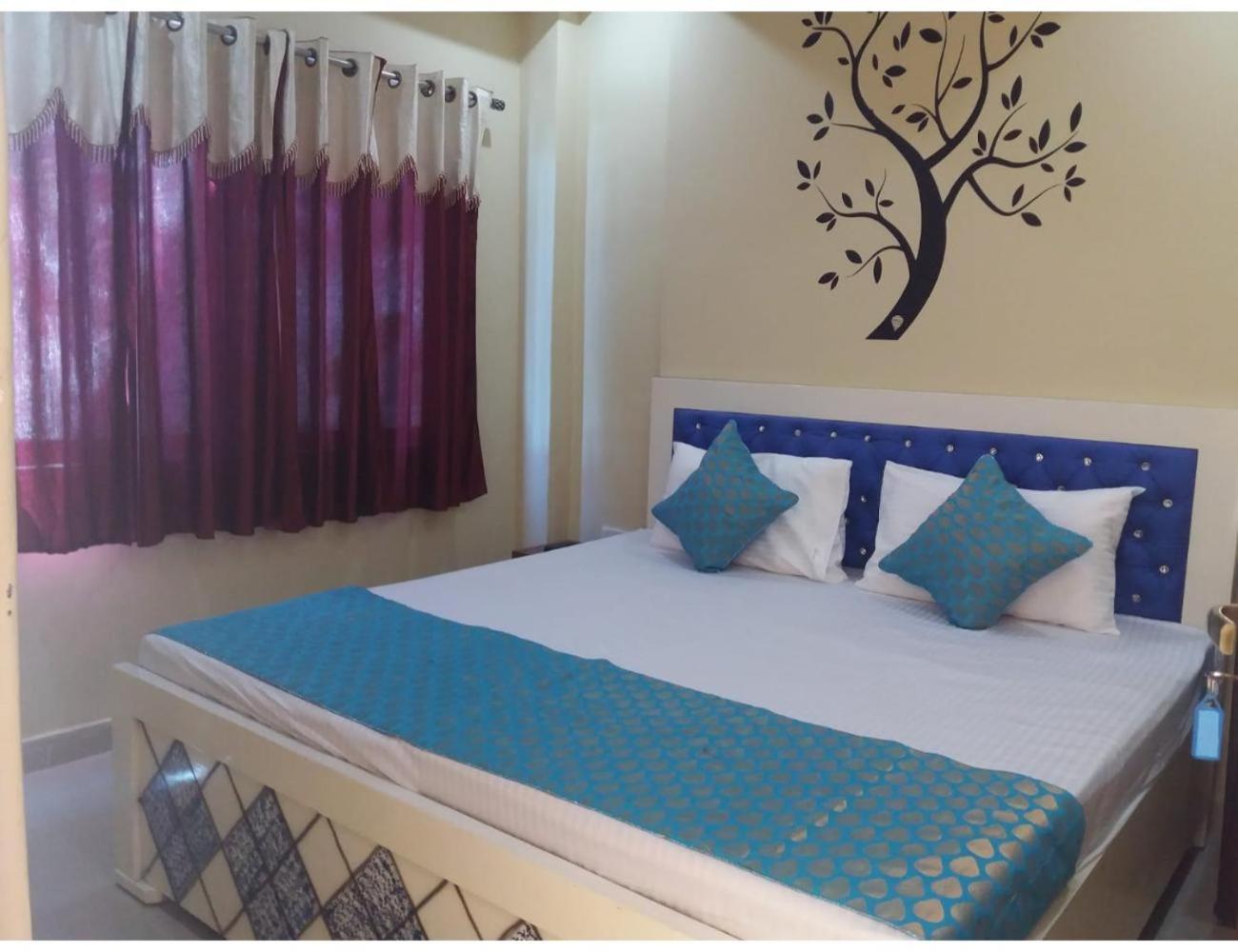 Deluxe Room - Photo 4