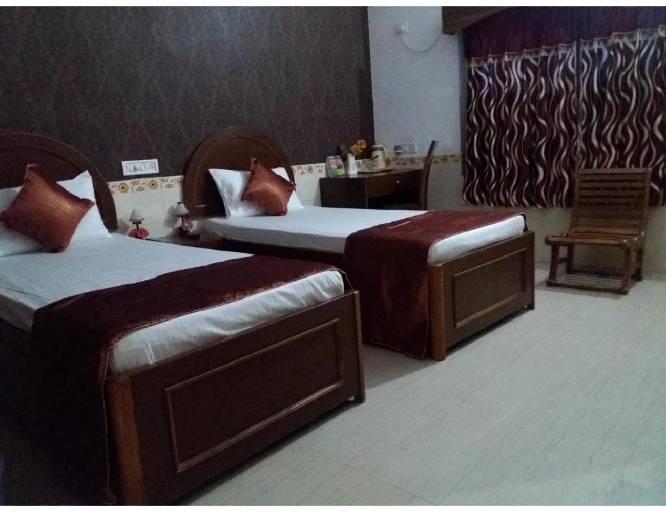 Deluxe Room - Photo 8