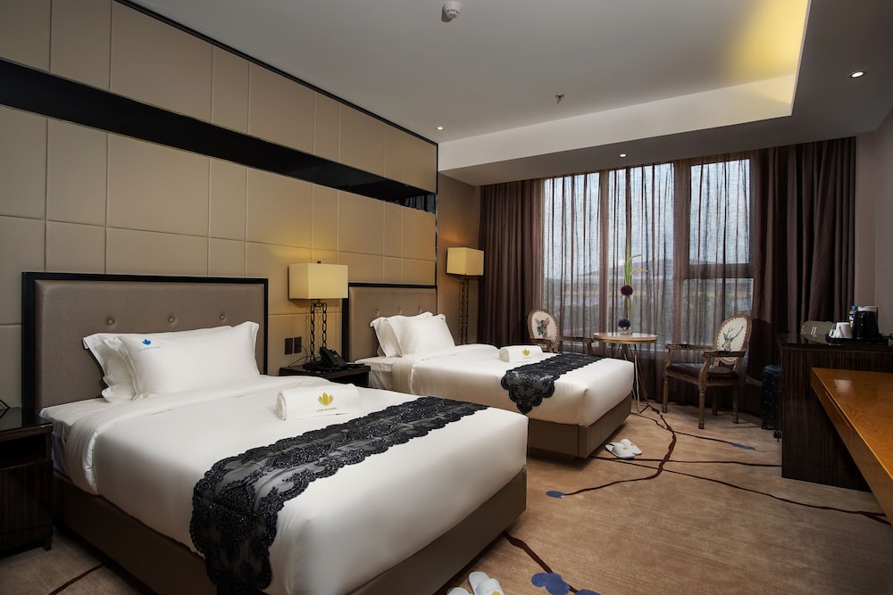 Deluxe Twin Room - Photo 1