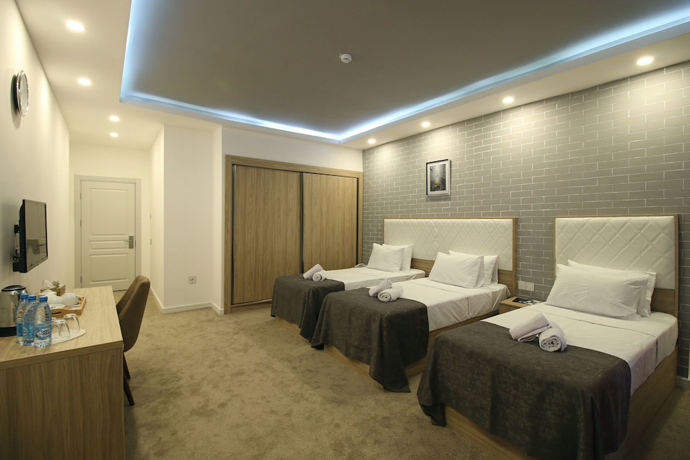 Triple Room photo 2