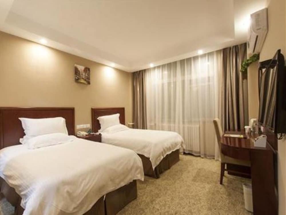 Standard Twin Room photo 1