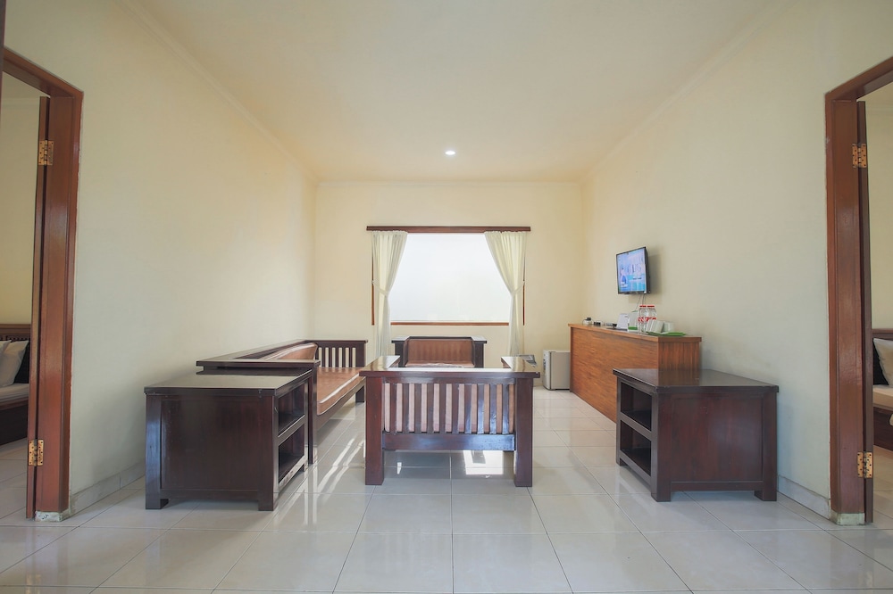 Villa, 2 Bedrooms - Photo 2